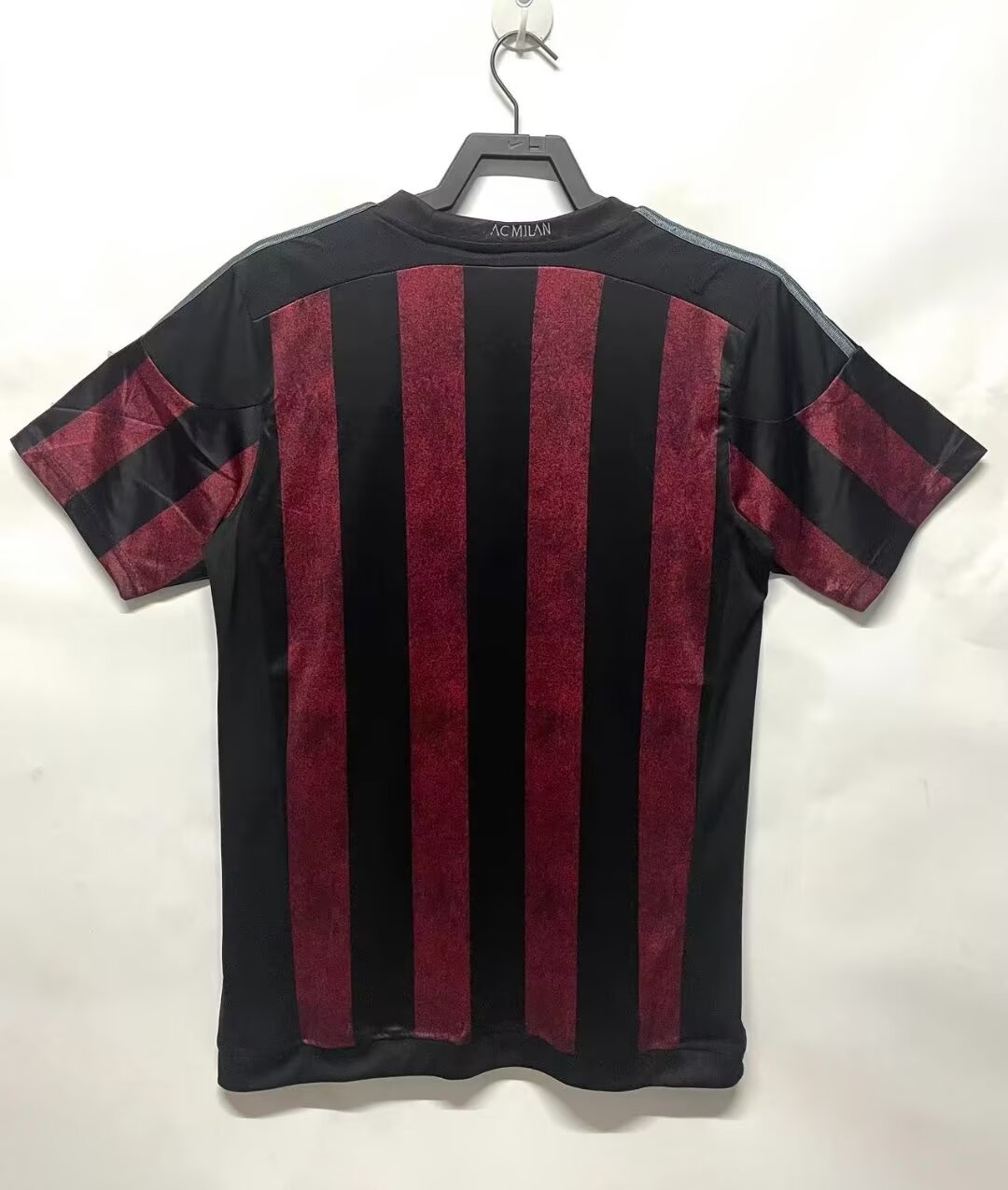 2015/16 AC Milan Home Retro Jersey - Fans Edition