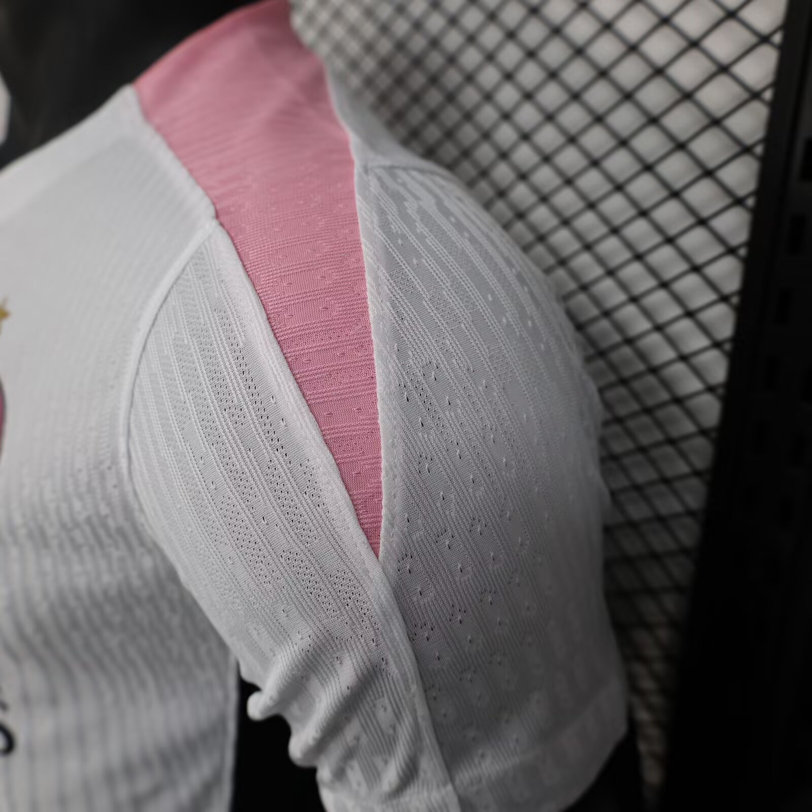 25-26 Paris Saint-Germain White Training Jersey - Player Edition