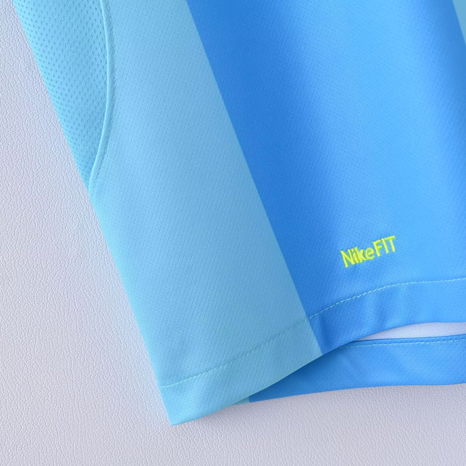 2007/2008 Retro Barcelona Away Football Shirt  1:1 Thai Quality