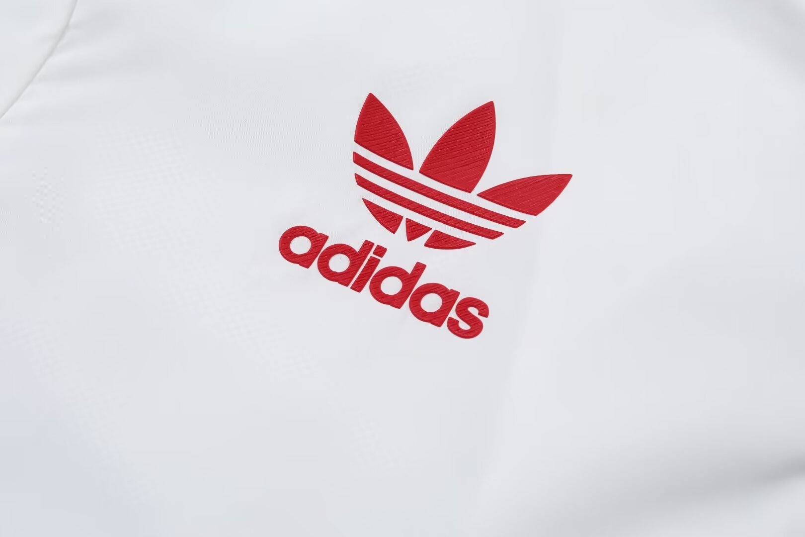 2023/24 Manchester United white hooded windbreaker 1:1 Thailand