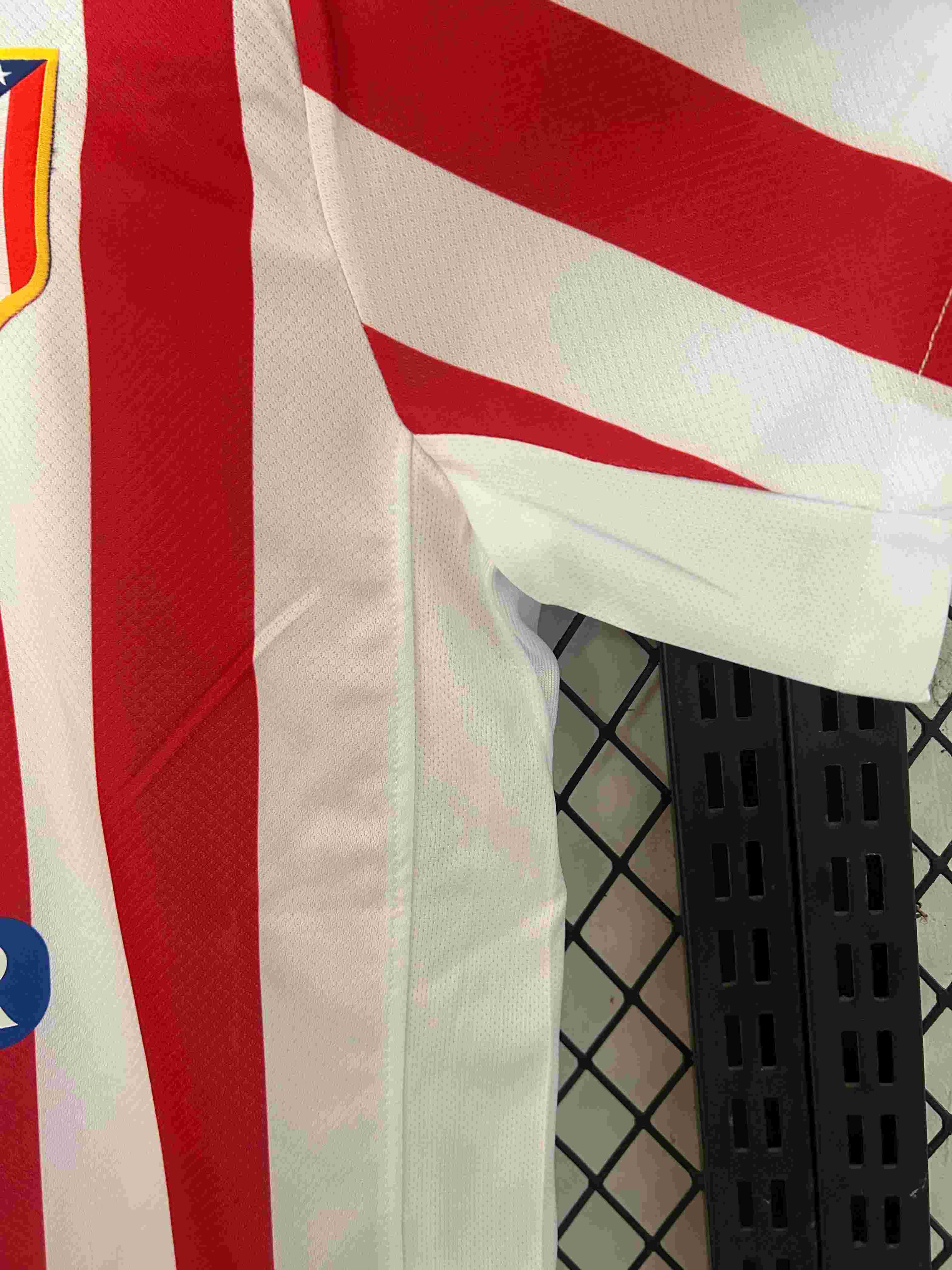 2025/2026  Atletico Madrid Home Football Shirt 1:1 Thai Quality