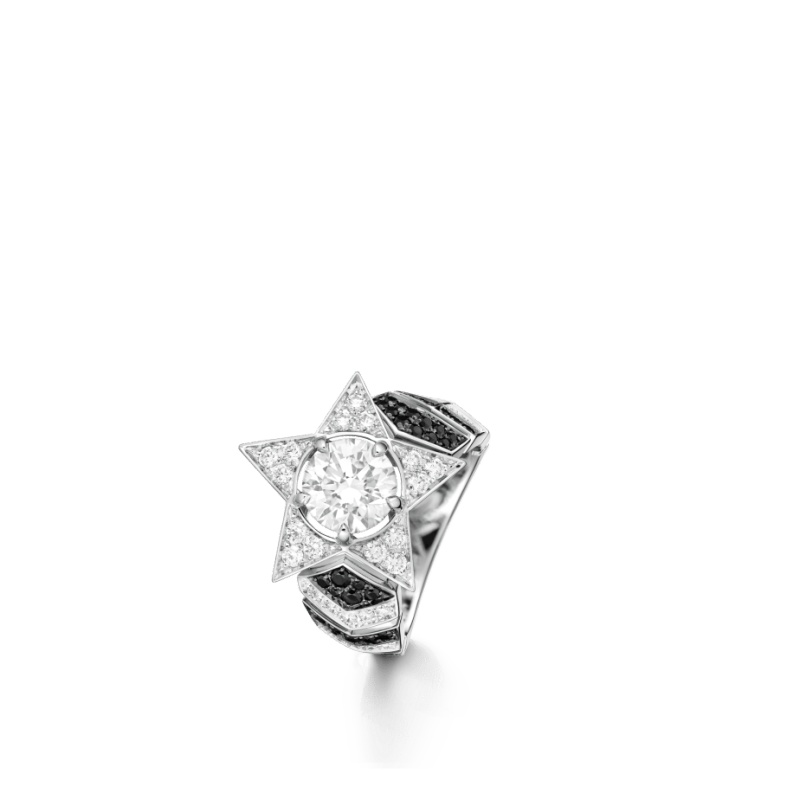 Com??te Spinel Ring