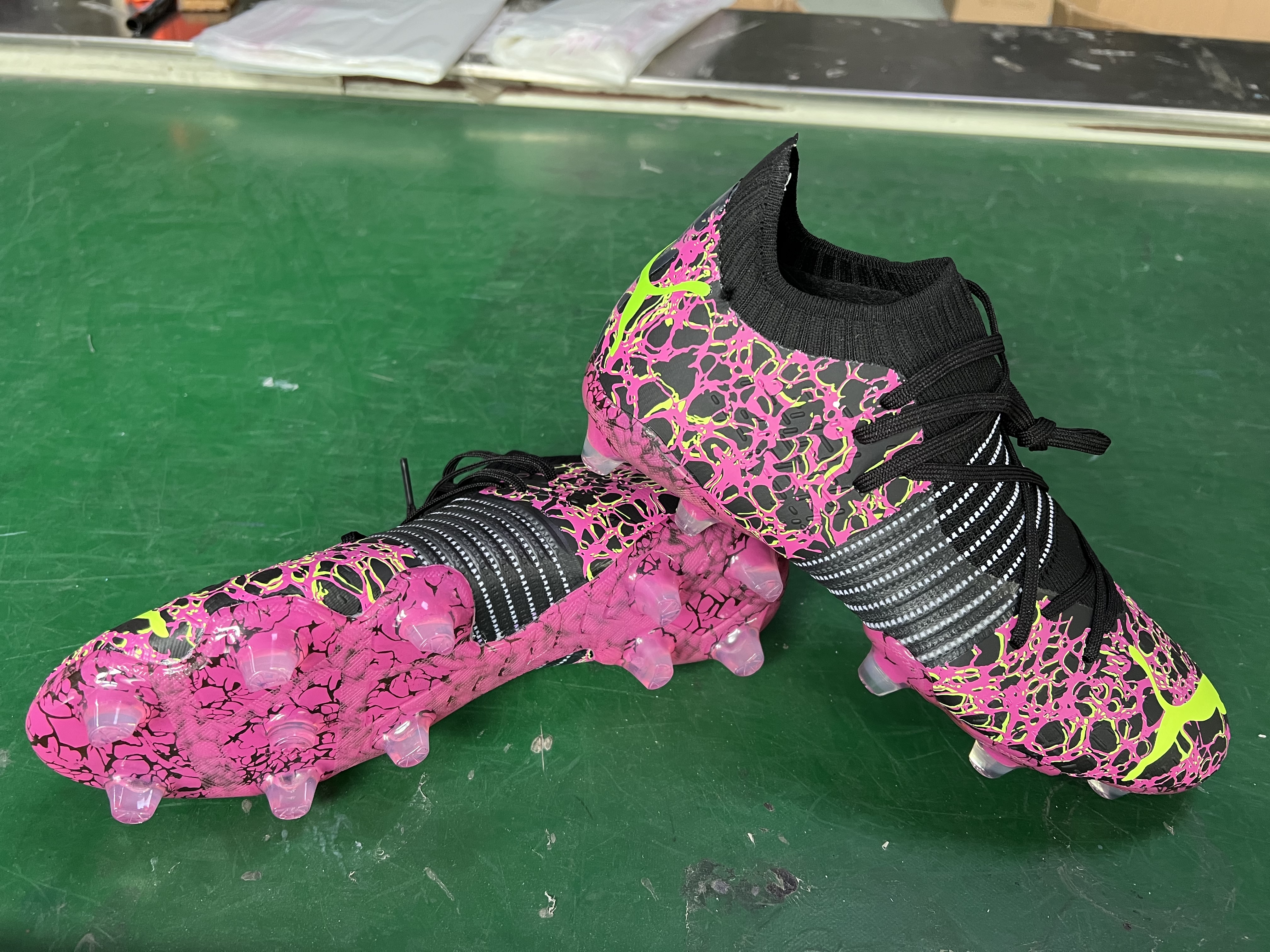 FUTURE Z 1.2FG/AG football shoes Neymar mixed spikes long spikes men's shoes