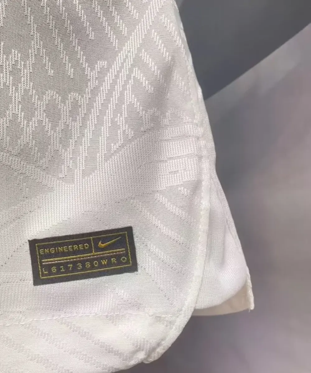 2023/24 Paris white player edition jersey