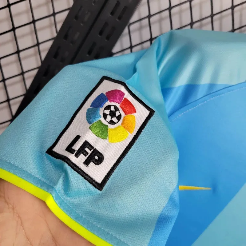 2007/08 Barcelona away retro jersey