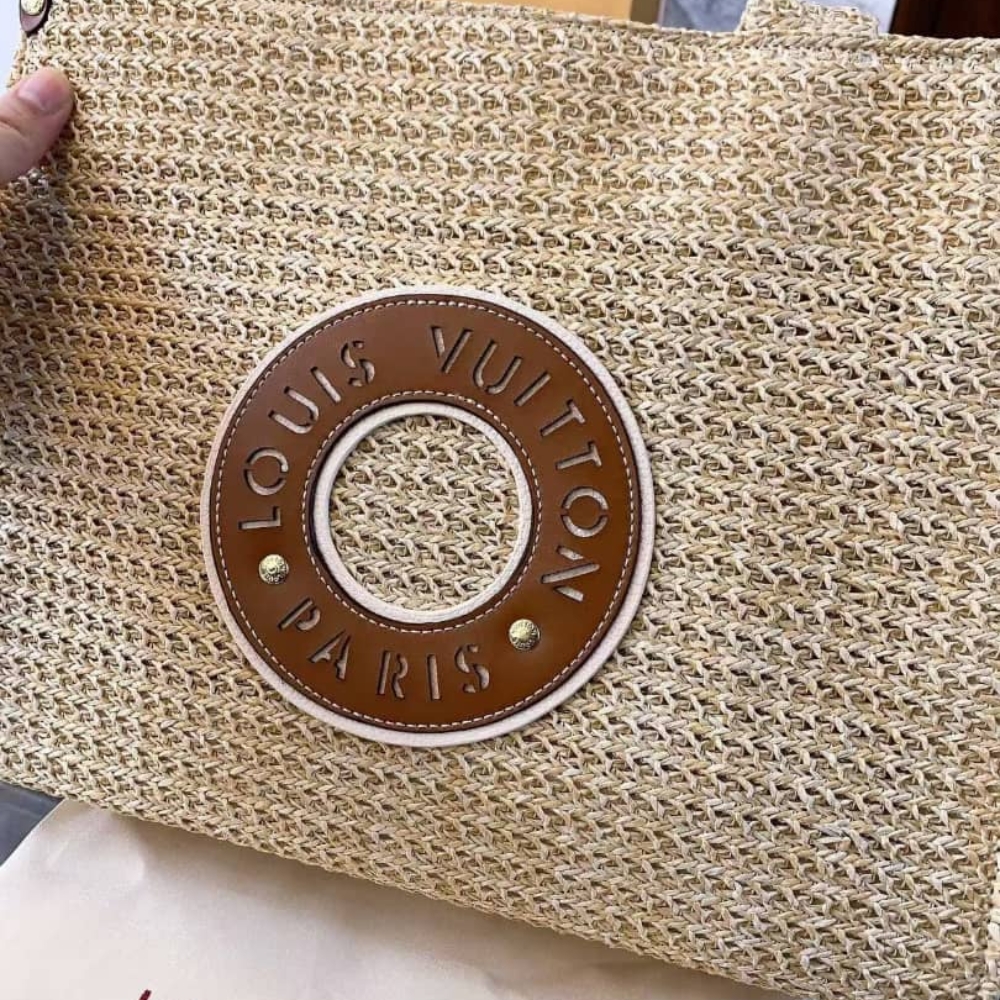 Louis Vuitton Onthego MM Natural Raffia Tan 14.8 Inches M24723