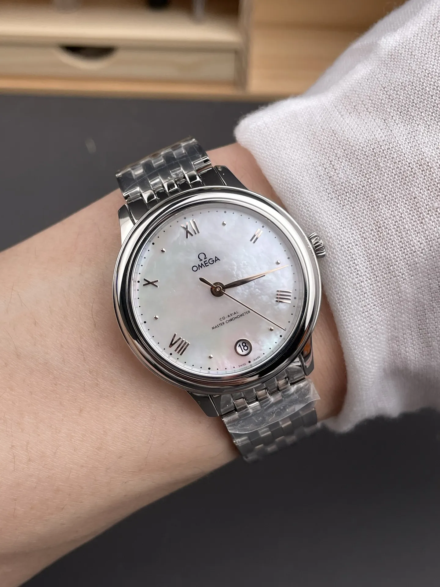 Omega De Ville Mother-of-Pearl 34mm