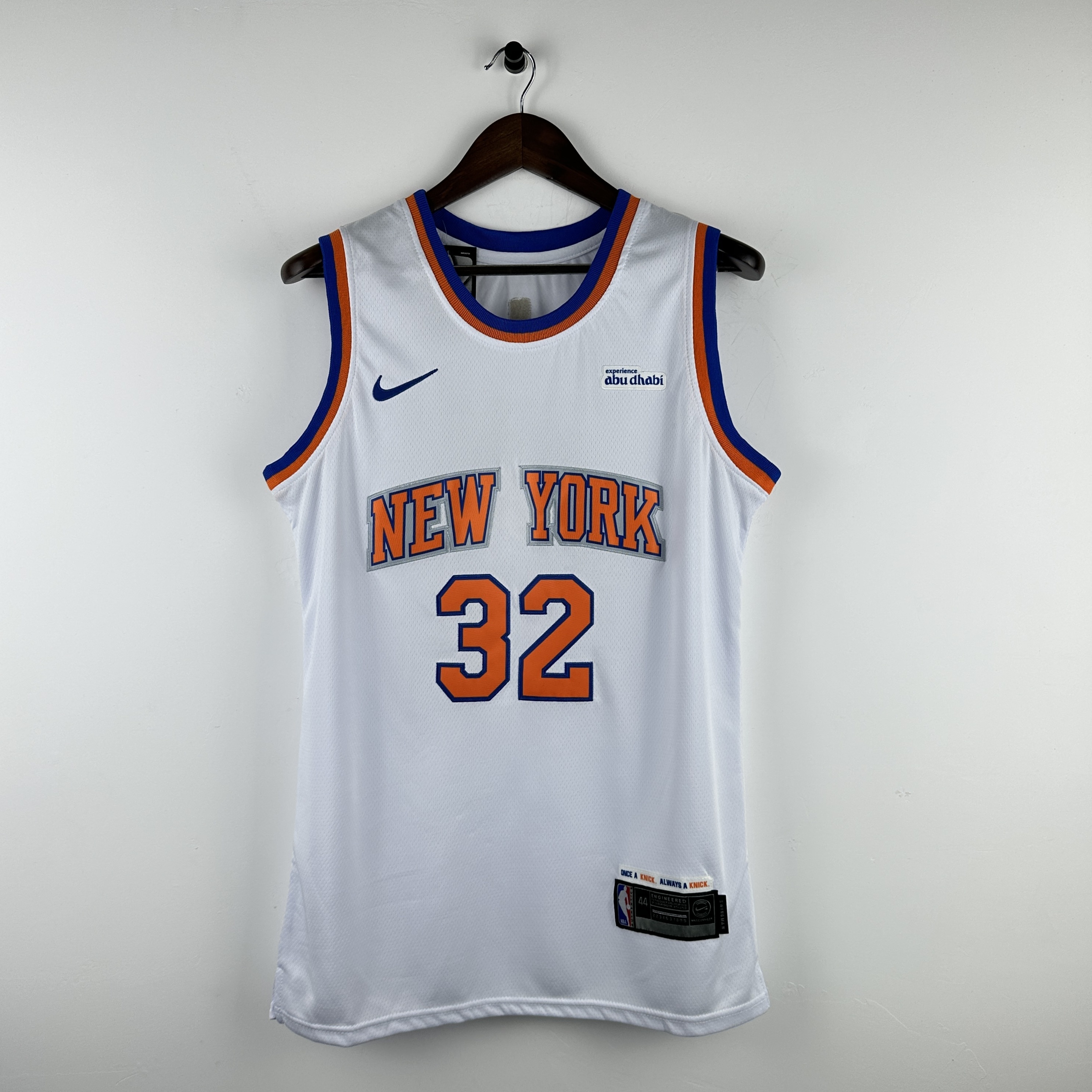 Embroidered Knicks White No. 32 Towns
