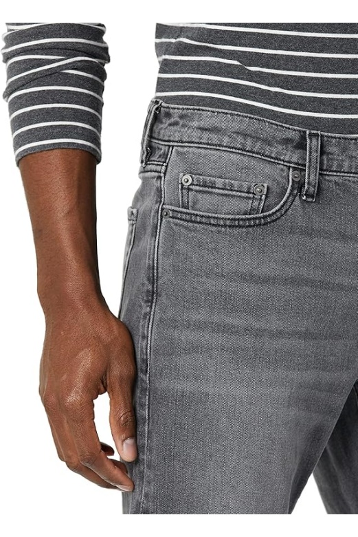 Mens Straight-Fit Stretch Jean