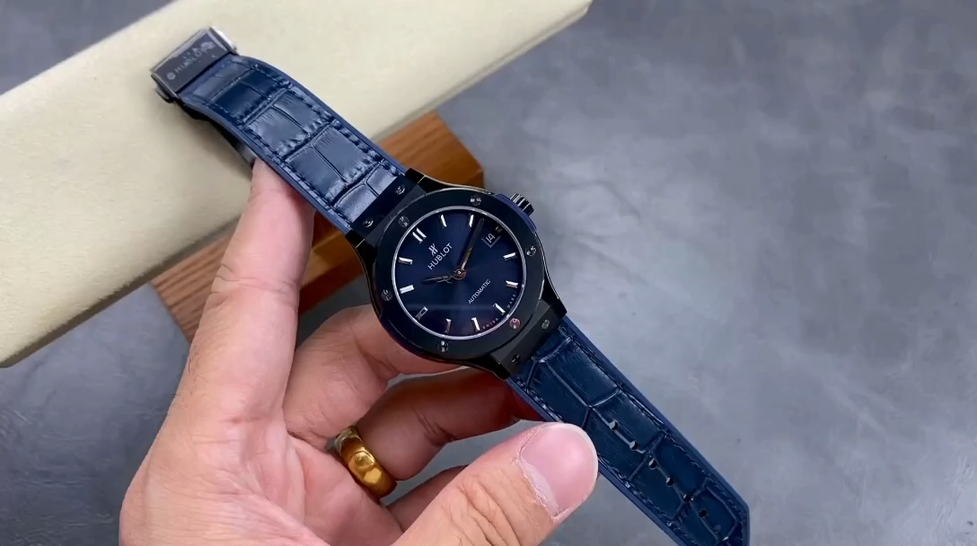 【Super Clone】511.CM.7170.LR Hublot Classic Fusion Automatic