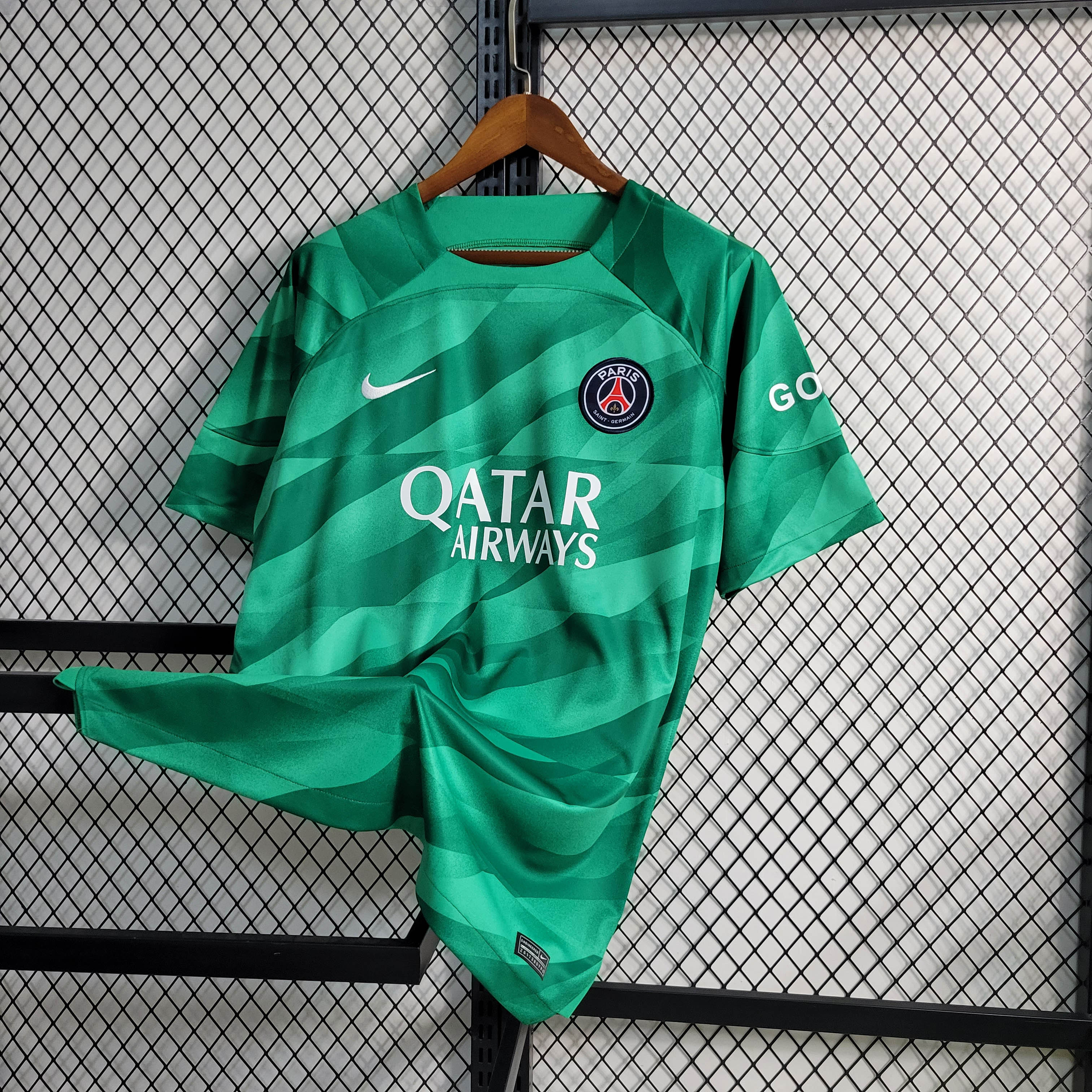 2023/2024 Psg Paris Saint-Germain Goalkeeper Green Football Shirt - Fans Edition