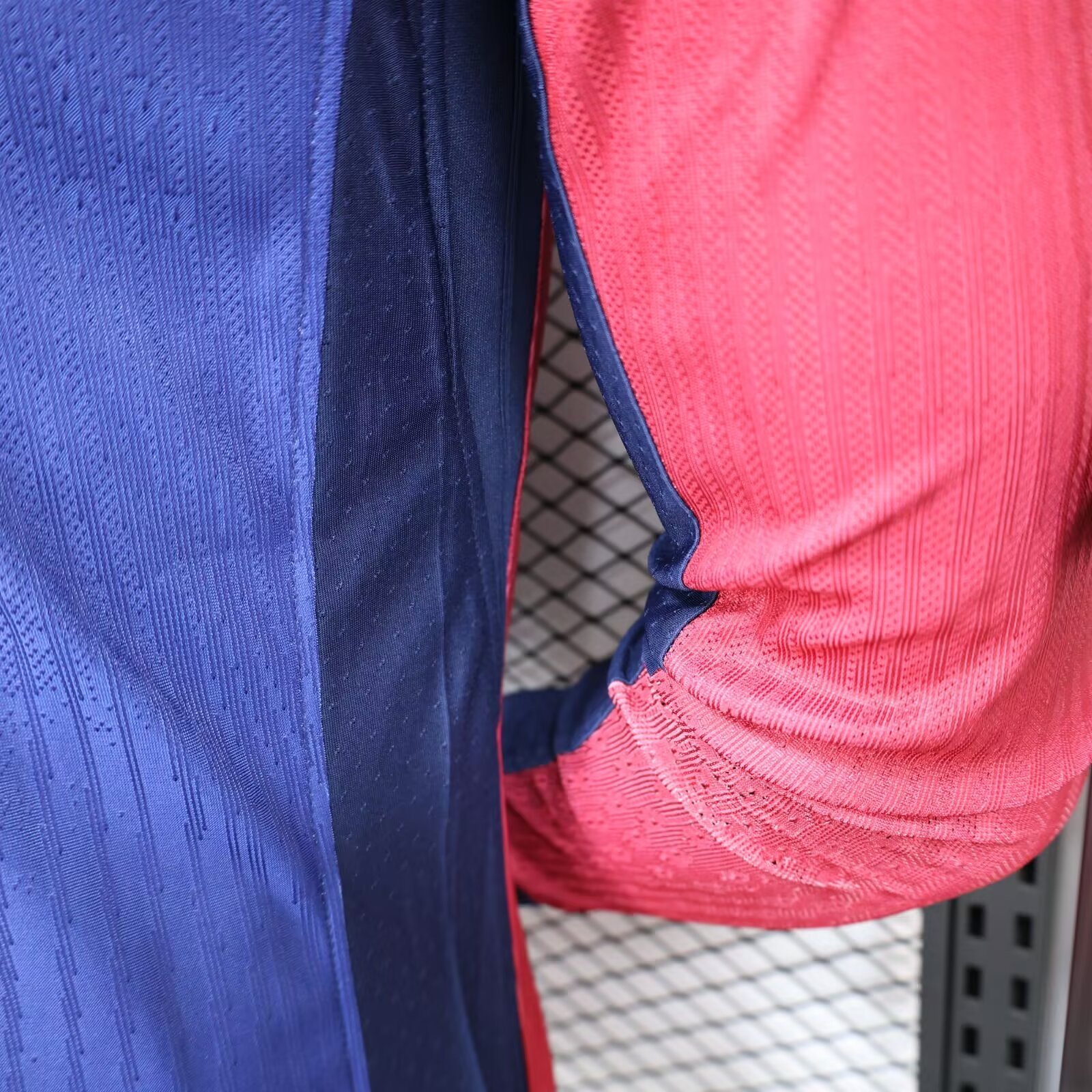 2024/2025 Long Sleeve Player Version Barcelona Cool Play Football Shirt 1:1 Thai Quality