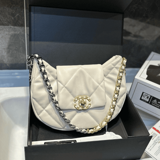 Chanel Vintage-Style Hobo Bag White 11.4 Inches