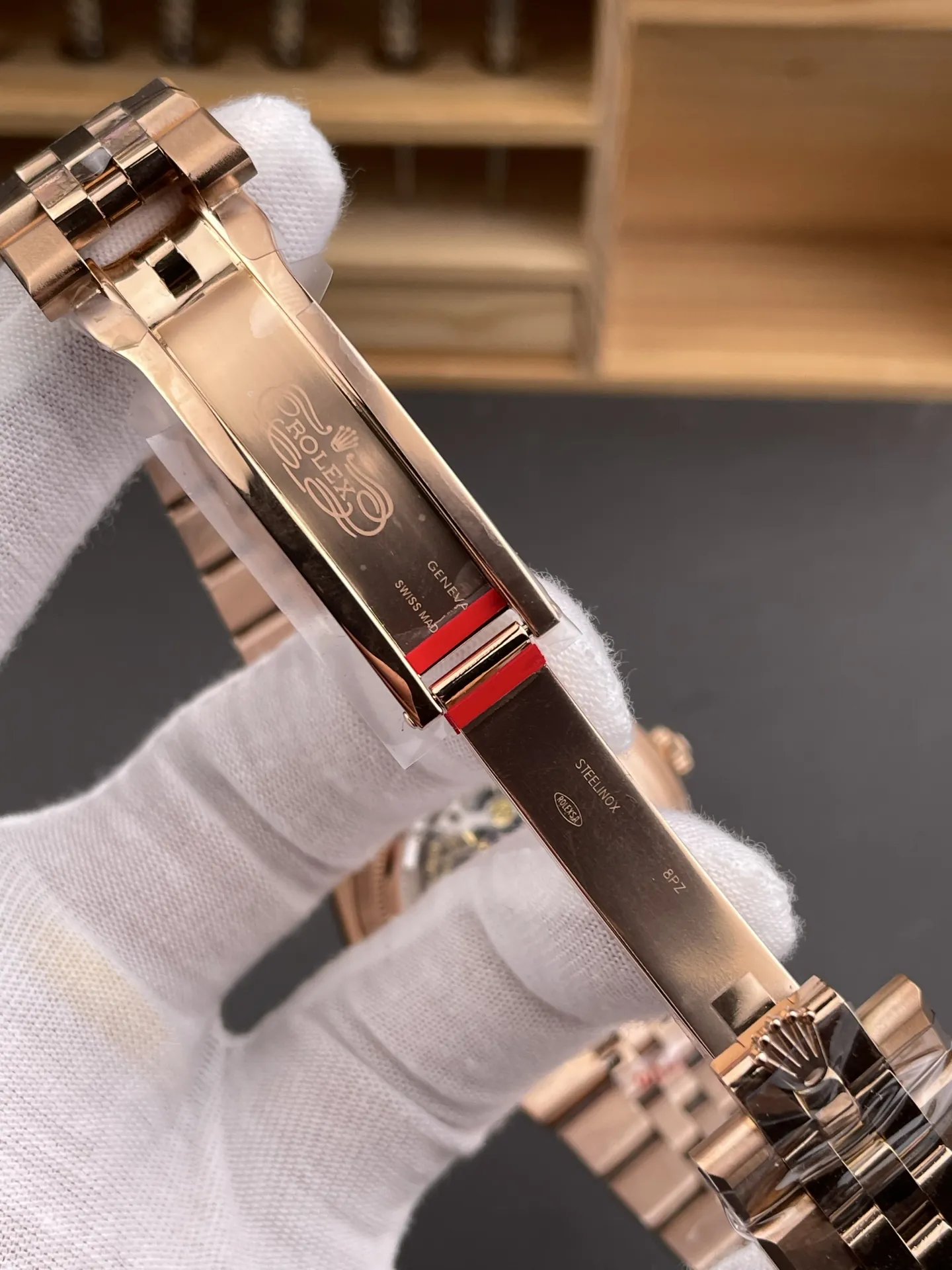 Rolex Sky-Dweller Rose Gold 40mm