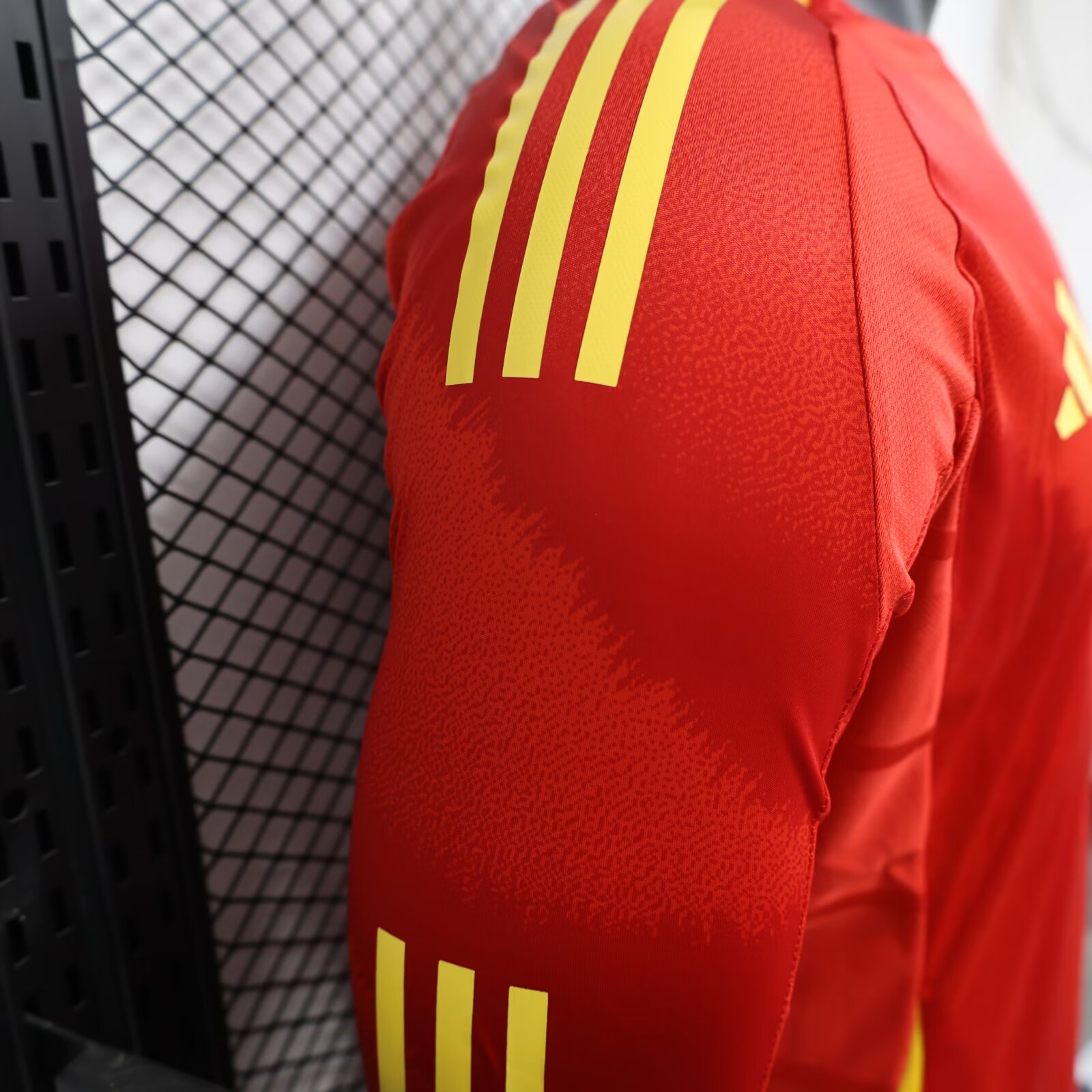 2024/25 Spain Home Long Sleeve Players 1:1 Thailand Quality