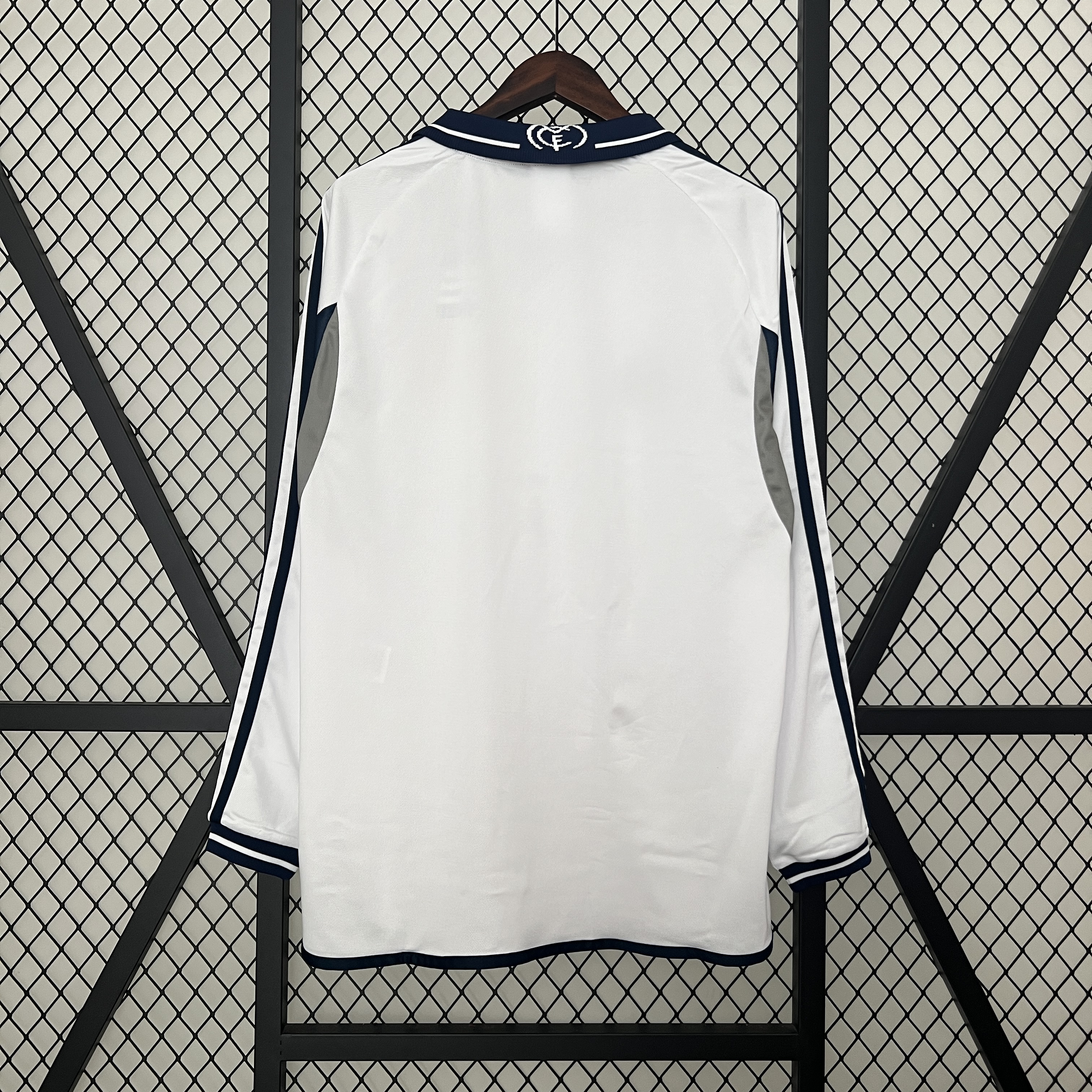 2000/01 Real Madrid Home Retro Long Sleeve Jersey
