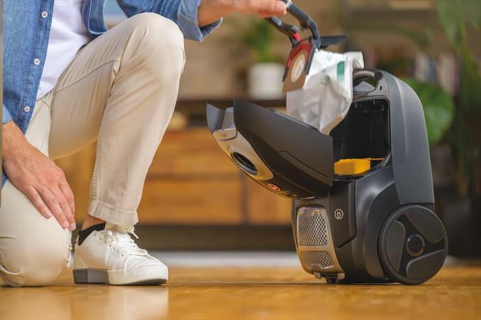 HOOVER - Aspirapolvere a traino HE520PET 011-Nero