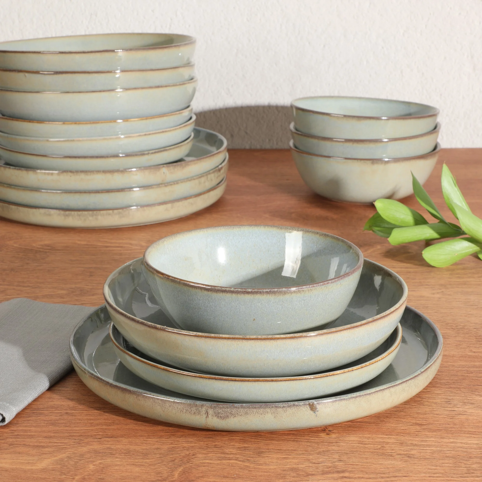 Gibson Elite Berea 16 Piece (Service for 4) Plates and Bowls Stoneware Dinnerware Set -Taupe