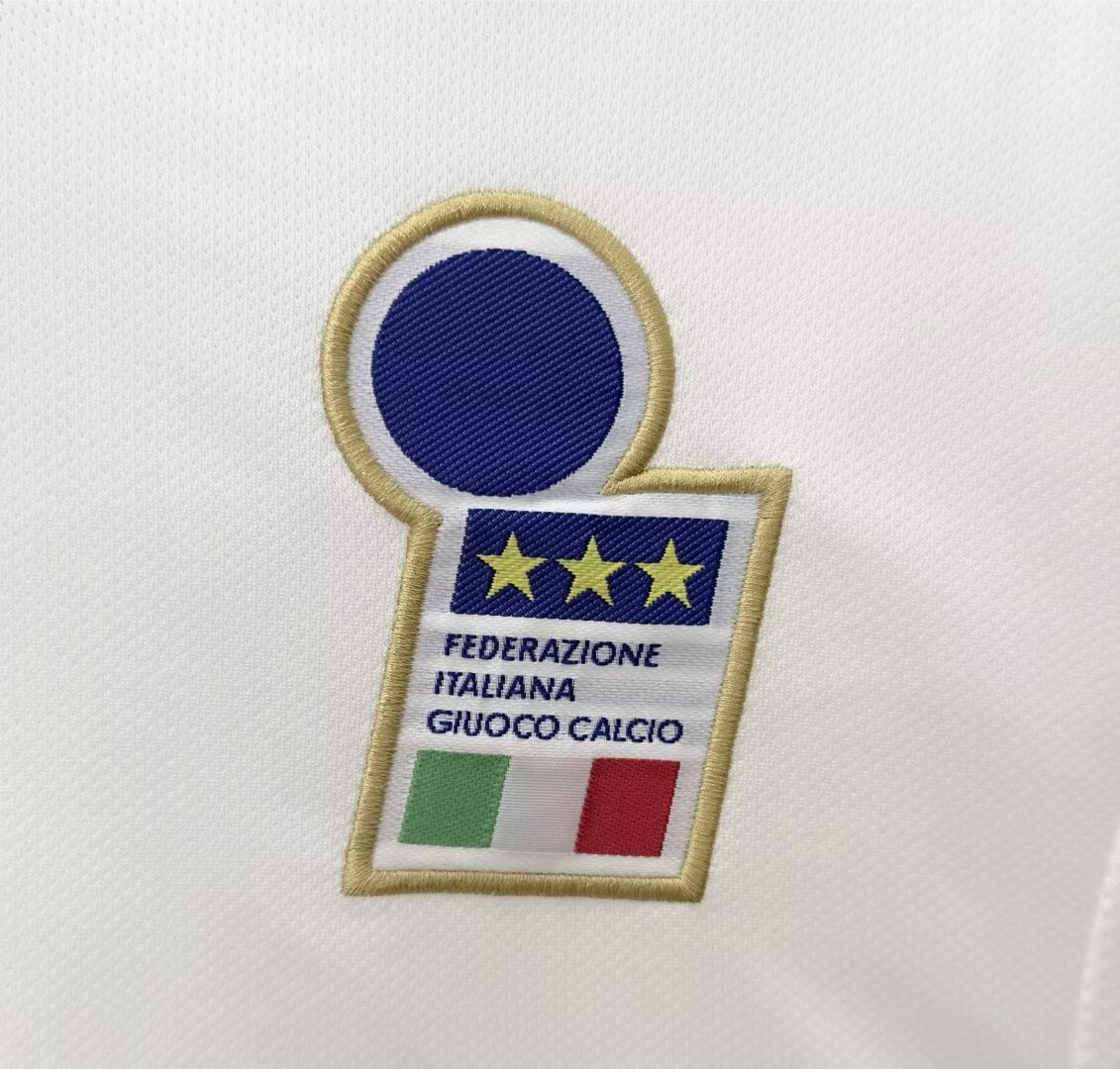 1996 Italy Away Retro Jersey - Fans Edition