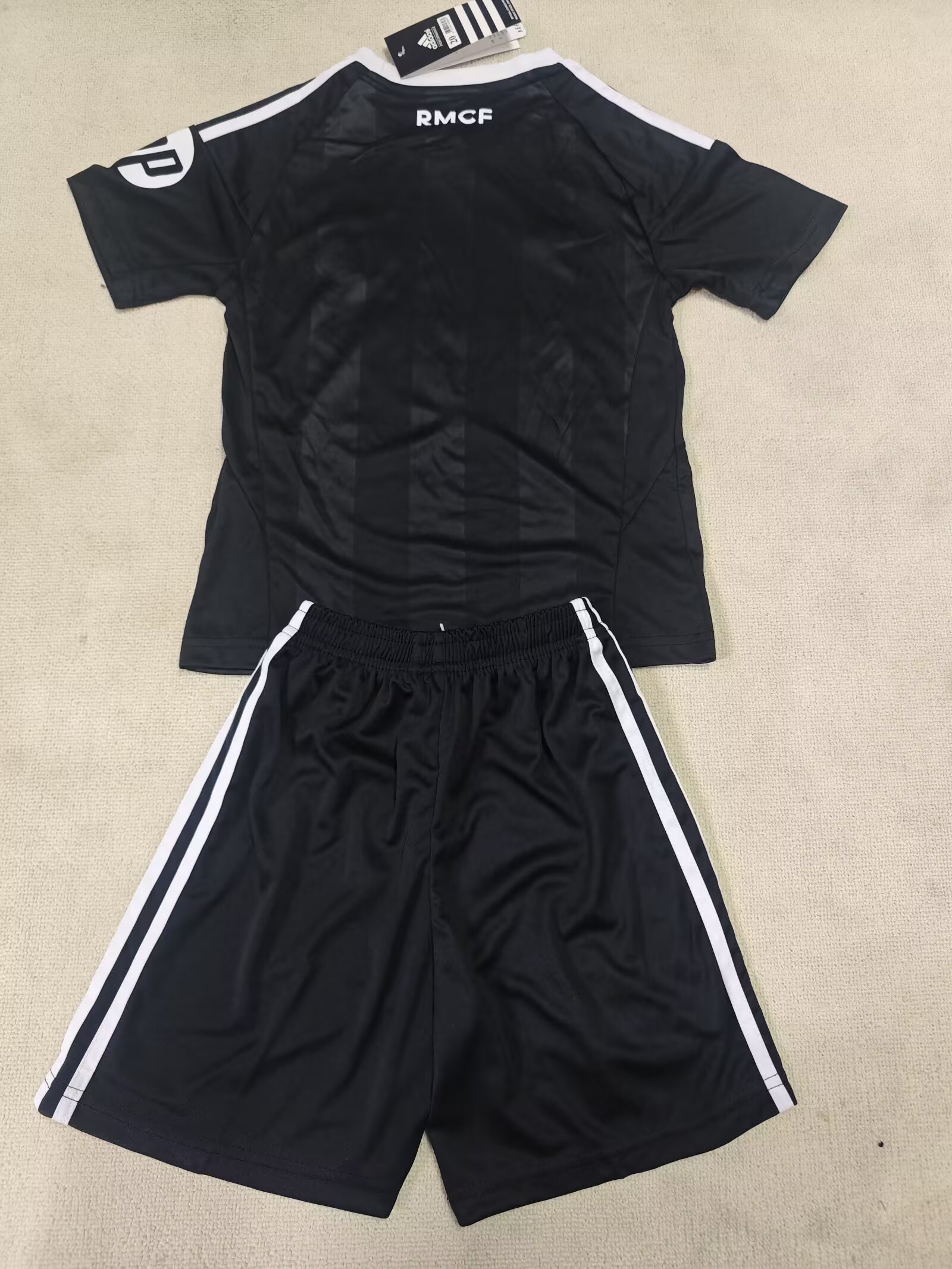 25-26 Real Madrid Black Goalkeeper Jersey - Kids Set