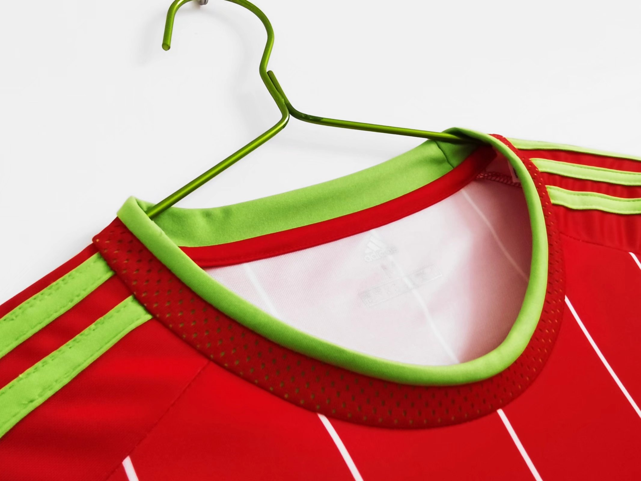 2015/16 Wales home retro jersey 1:1 Thai quality