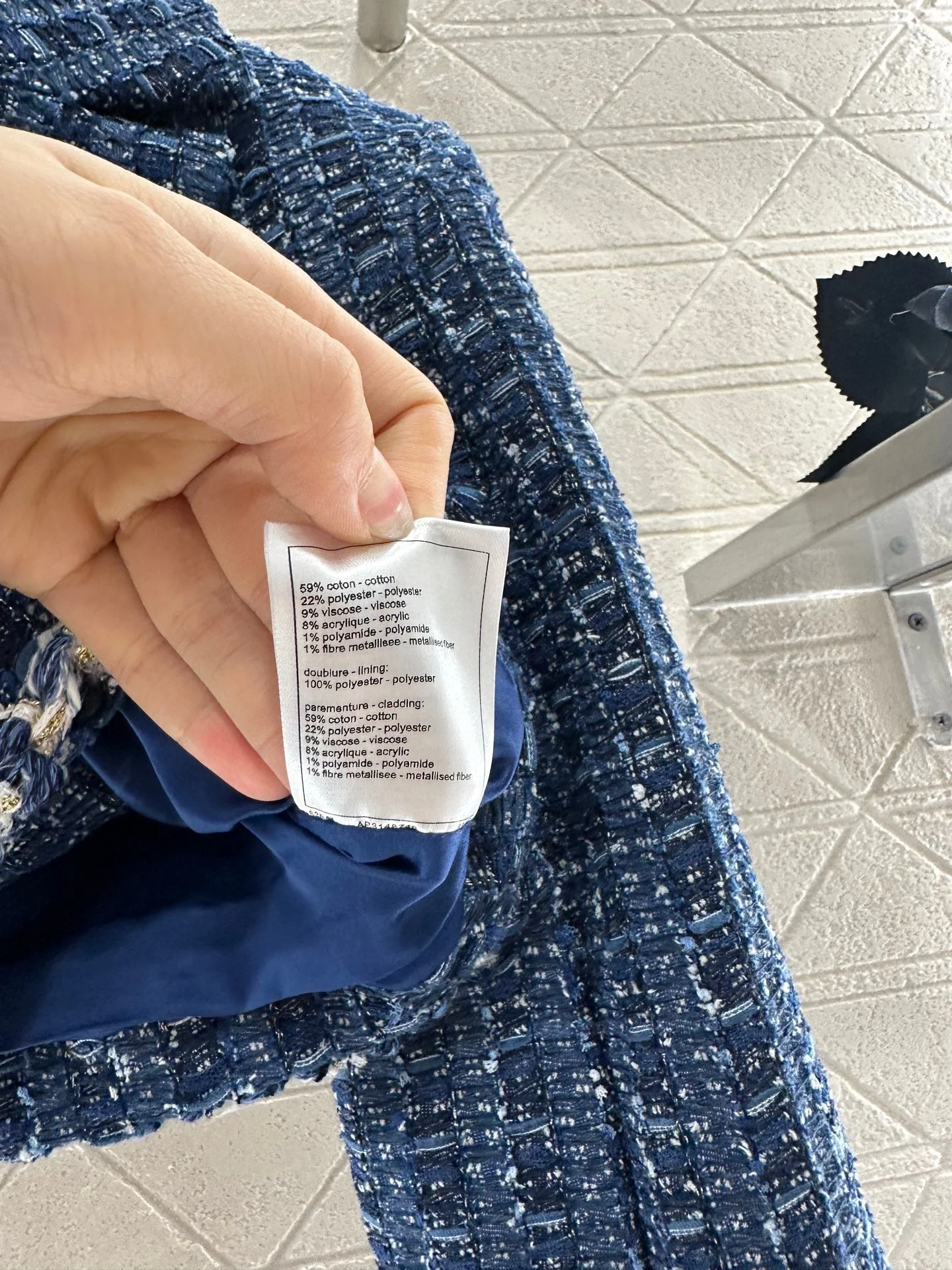 Heavy-duty short dress jacket