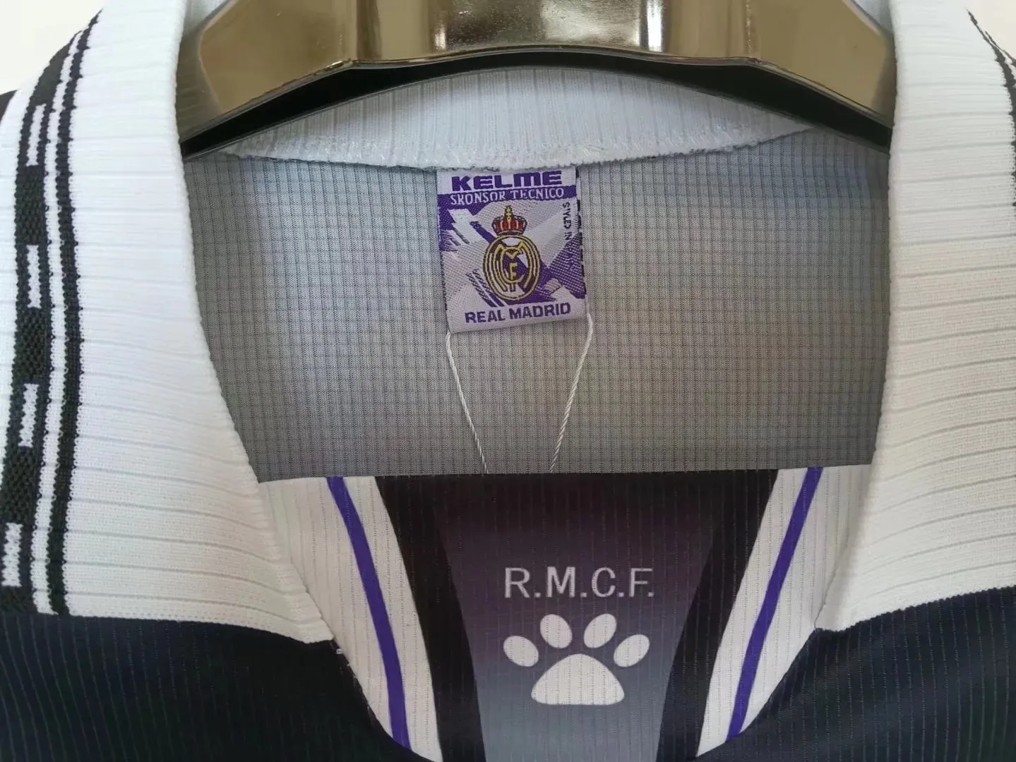 1997/98 Real Madrid third retro jersey