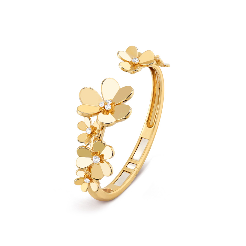 Frivole bracelet, 7 flowers, medium model