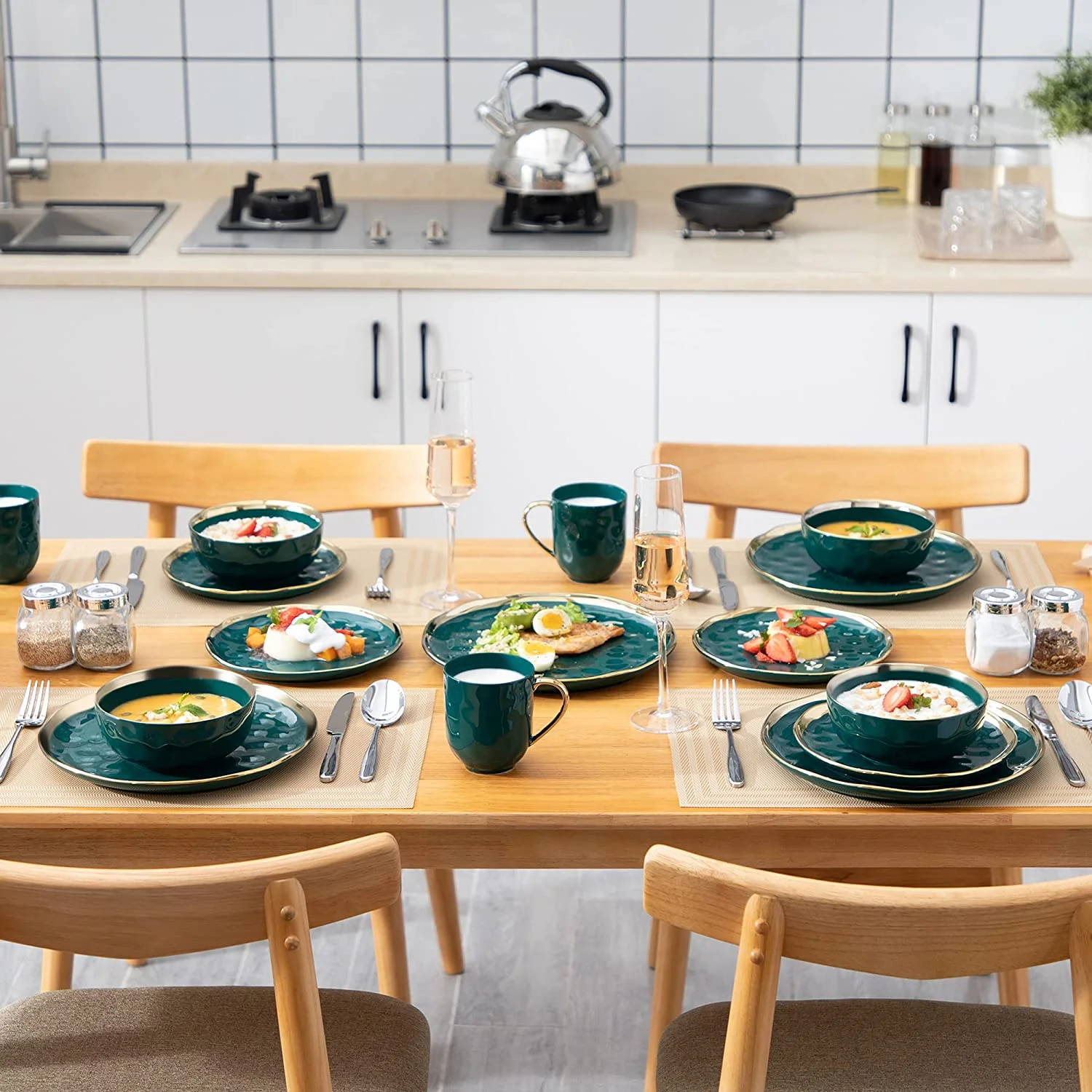 LOVECASA, 16-Piece Stoneware Dinnerware Sets, Dark Green and Gold Dinner Set, for 4 People