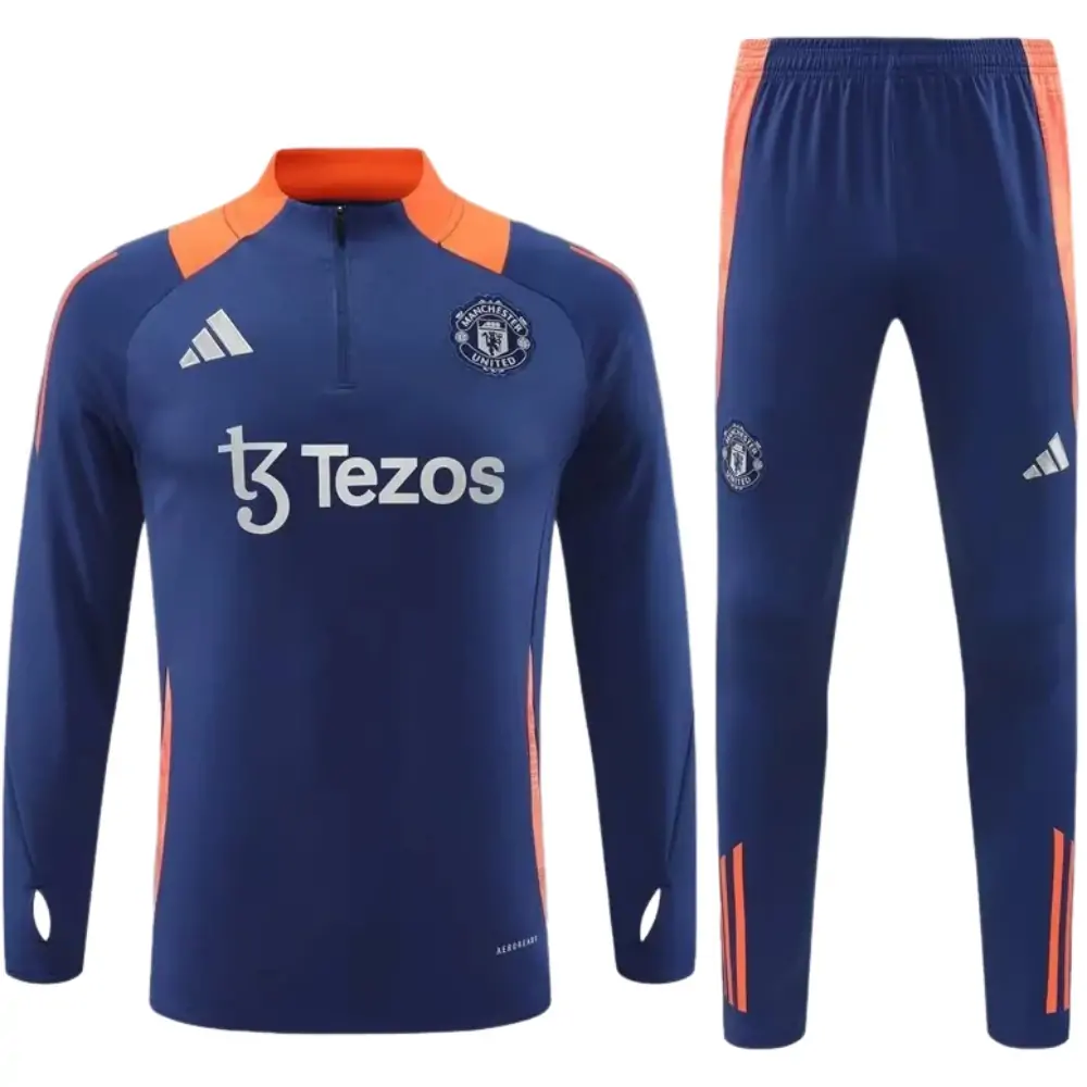 2024/25 Manchester United Half Zip Training Kit..