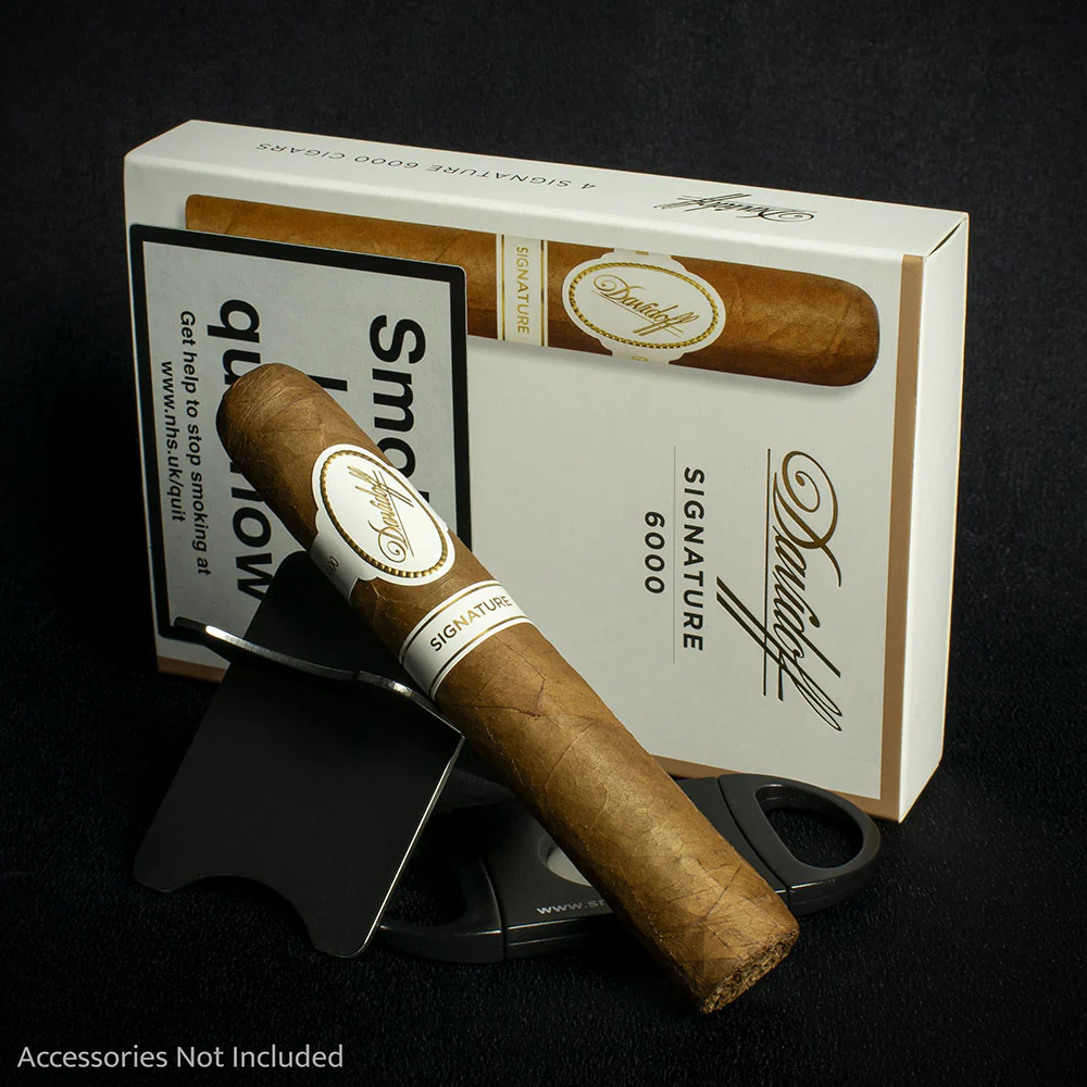 Davidoff Signature 6000 Robusto Cigar - Single