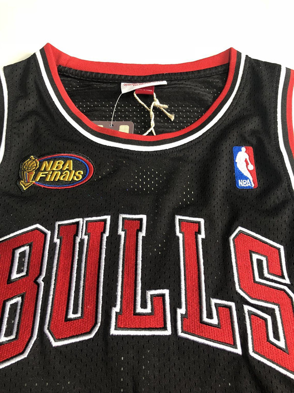 Chicago Bulls Pippen 33 Black MN