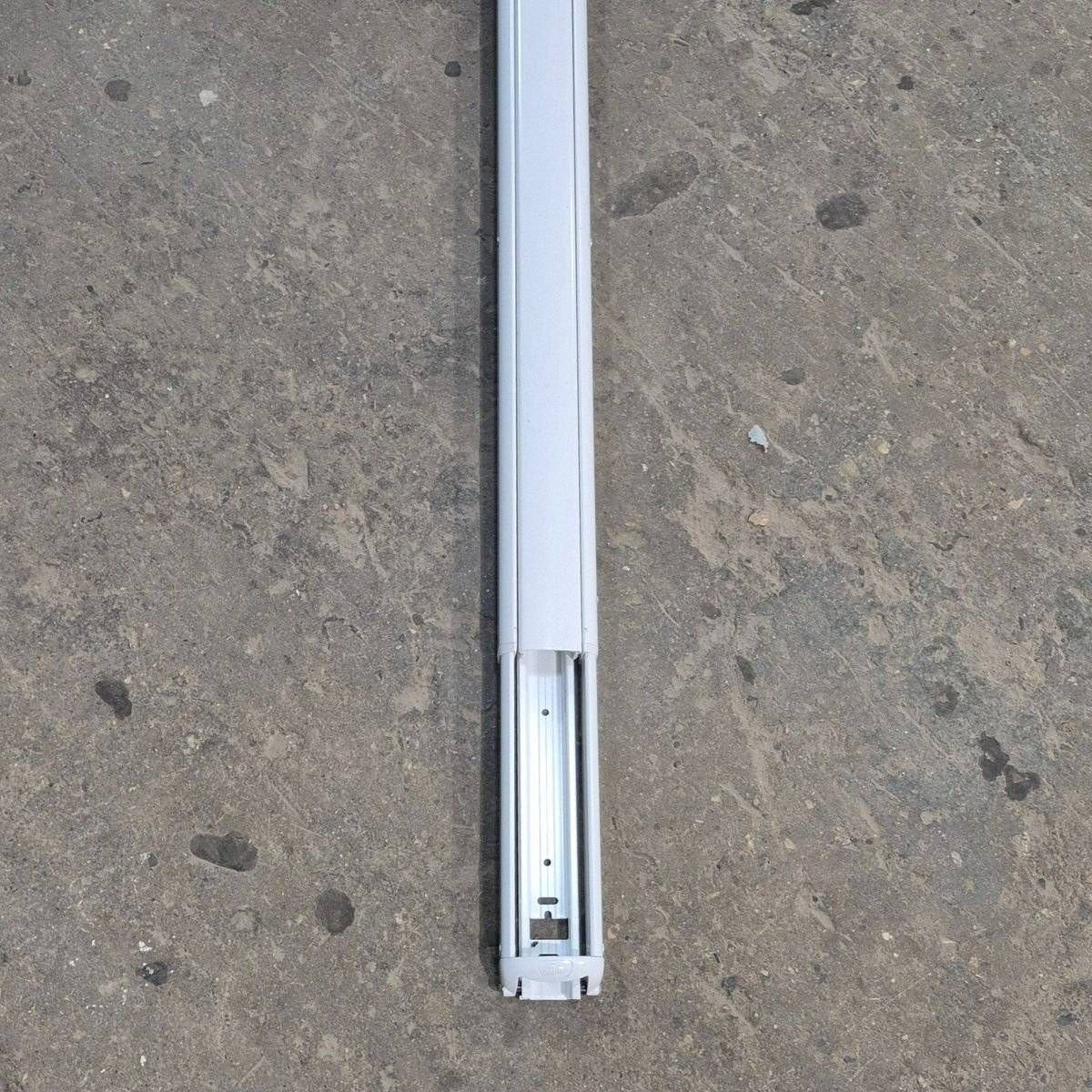 Used Carefree Awning Arm, Idler (Rear), White, 66 1/2 - Travel'r , R001643WHT