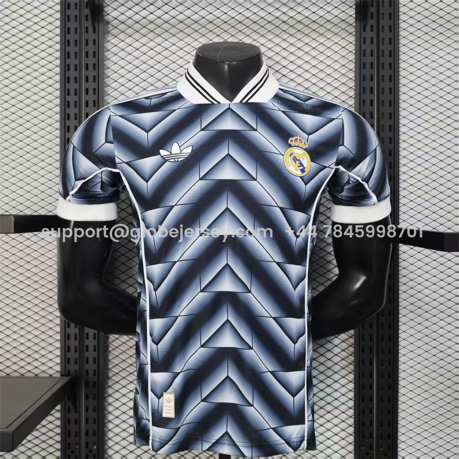Real Madrid 25-26 Refracted Black Light White Special Jersey - Player Version