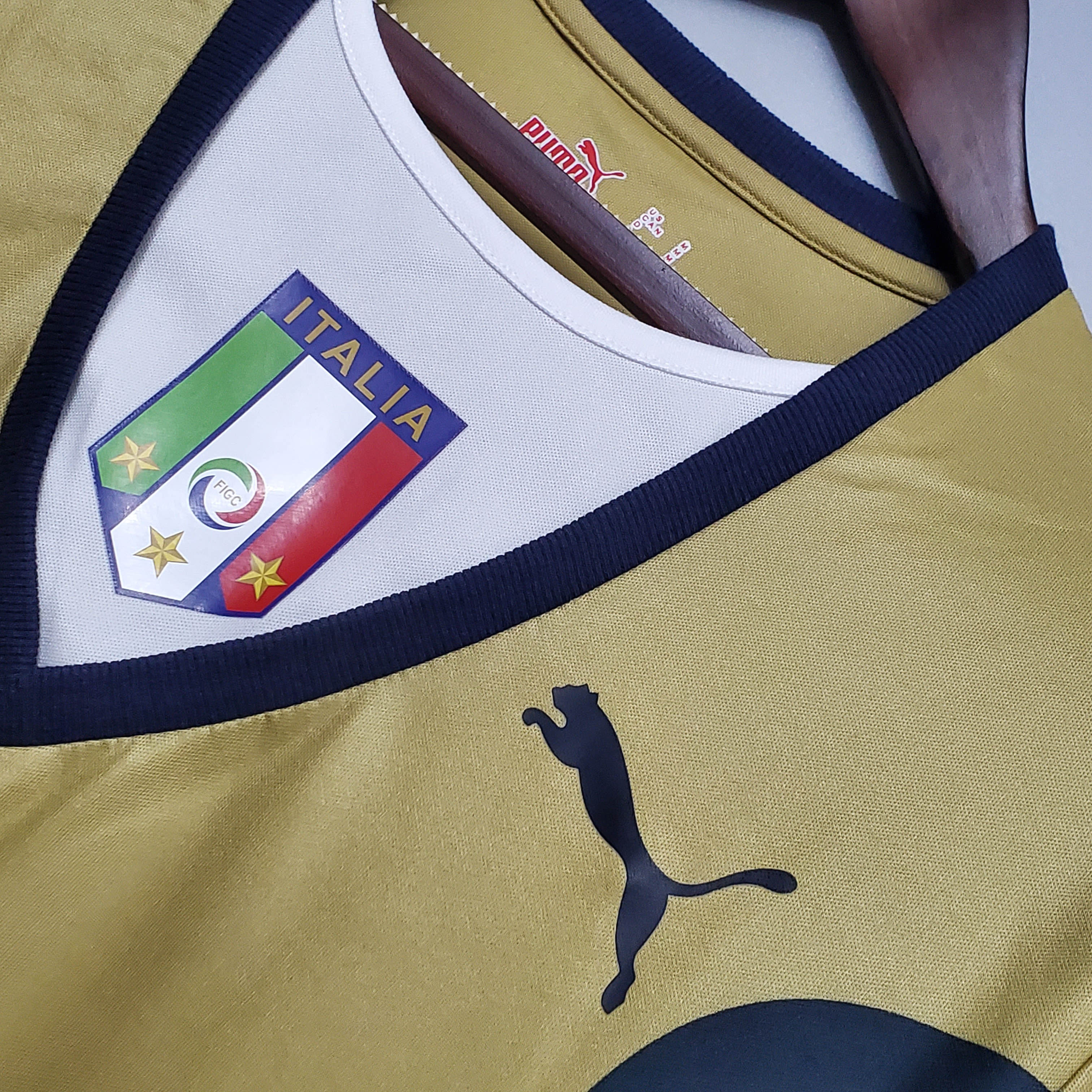 2006 Retro Italy Goalkeeper Gold Soccer Shirt - Fans Edition