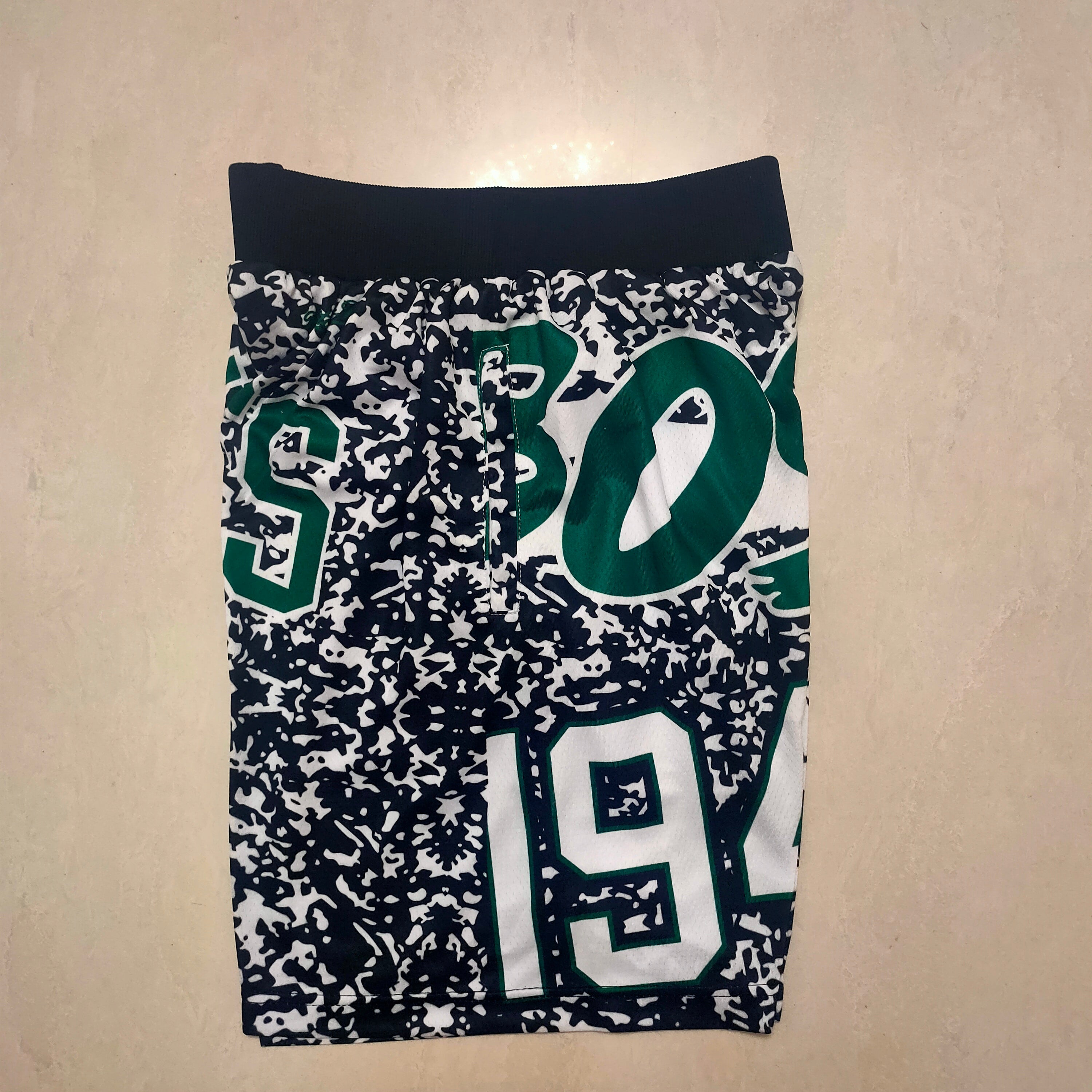Boston Celtics MitchellNessMN large logo sweatpants