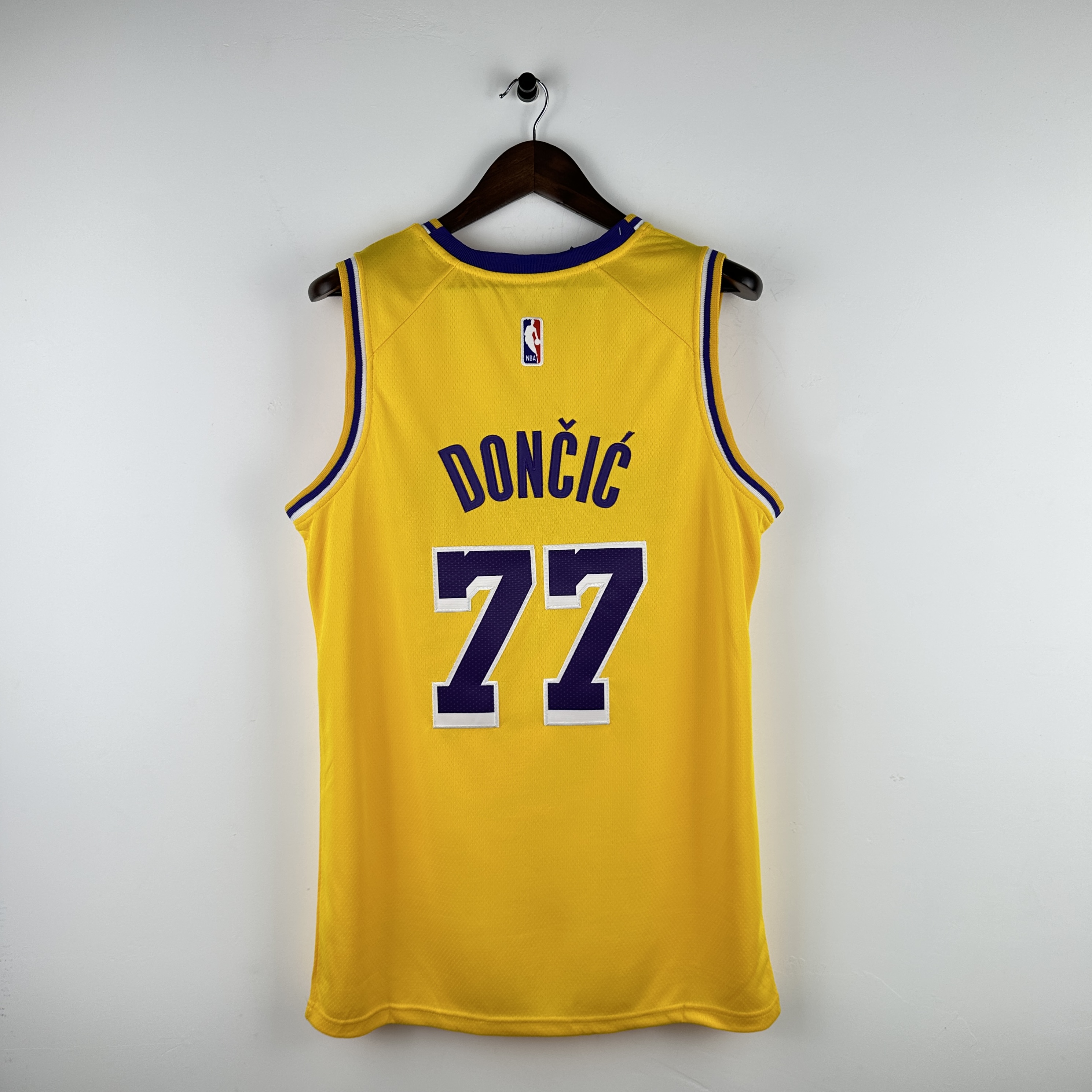 Embroidered Lakers Crew Neck Yellow No. 77 Doncic