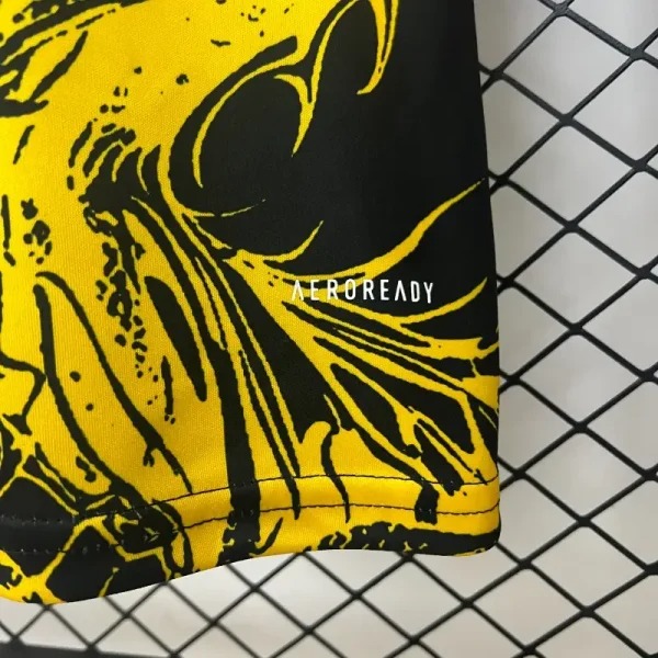 2024/2025 Real Madrid Special Glod Dragon Black Football Shirt 1:1 Thai Quality