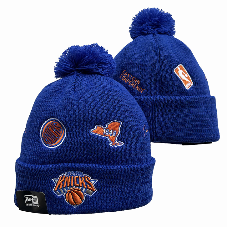 New York Knicks Cuffed Knit Hat with Pom