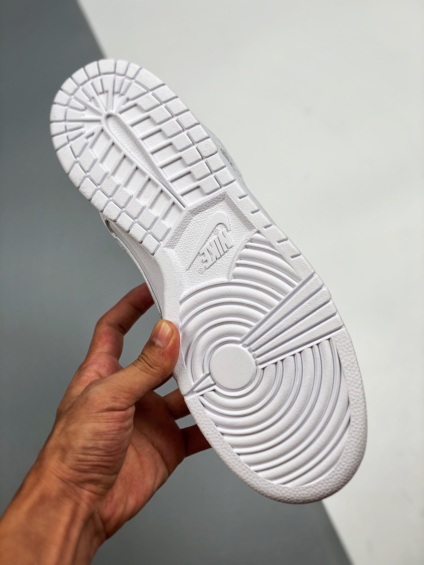 Dunk Low Triple White