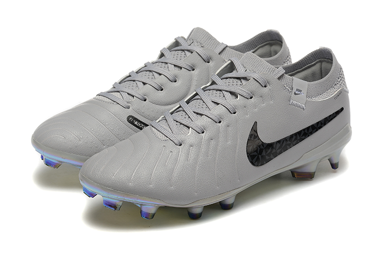 Tiempo Legend 10 Elite FG Football Shoes