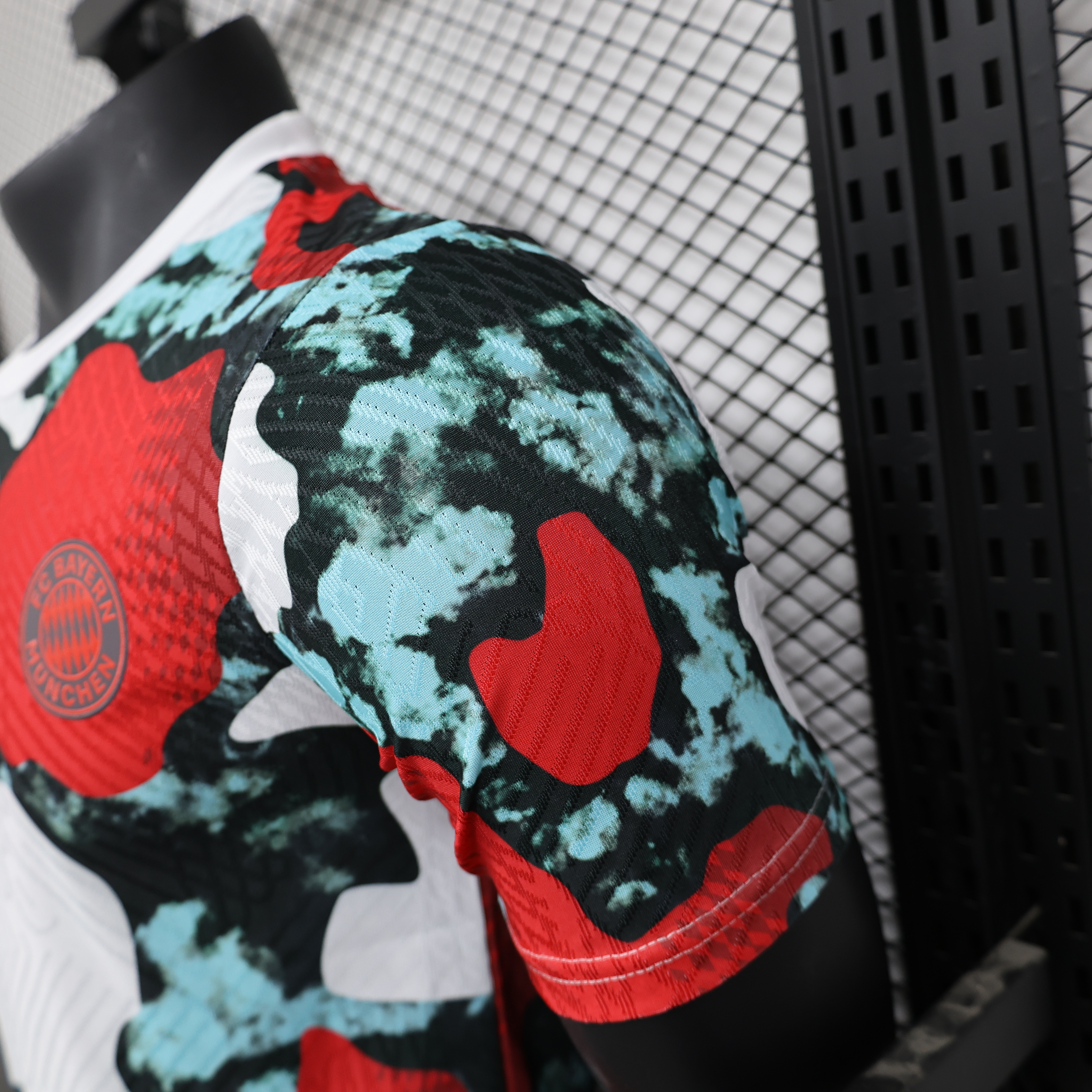 2024-25 Bayern pre-match training special edition - player version