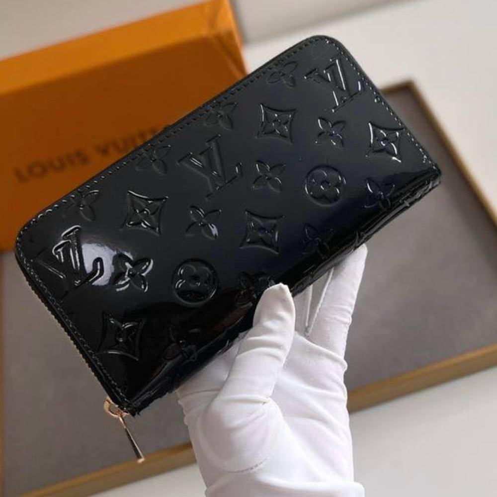 Louis Vuitton Zippy Wallet Monogram Vernis Black Magnetique 7.5 Inches M91457