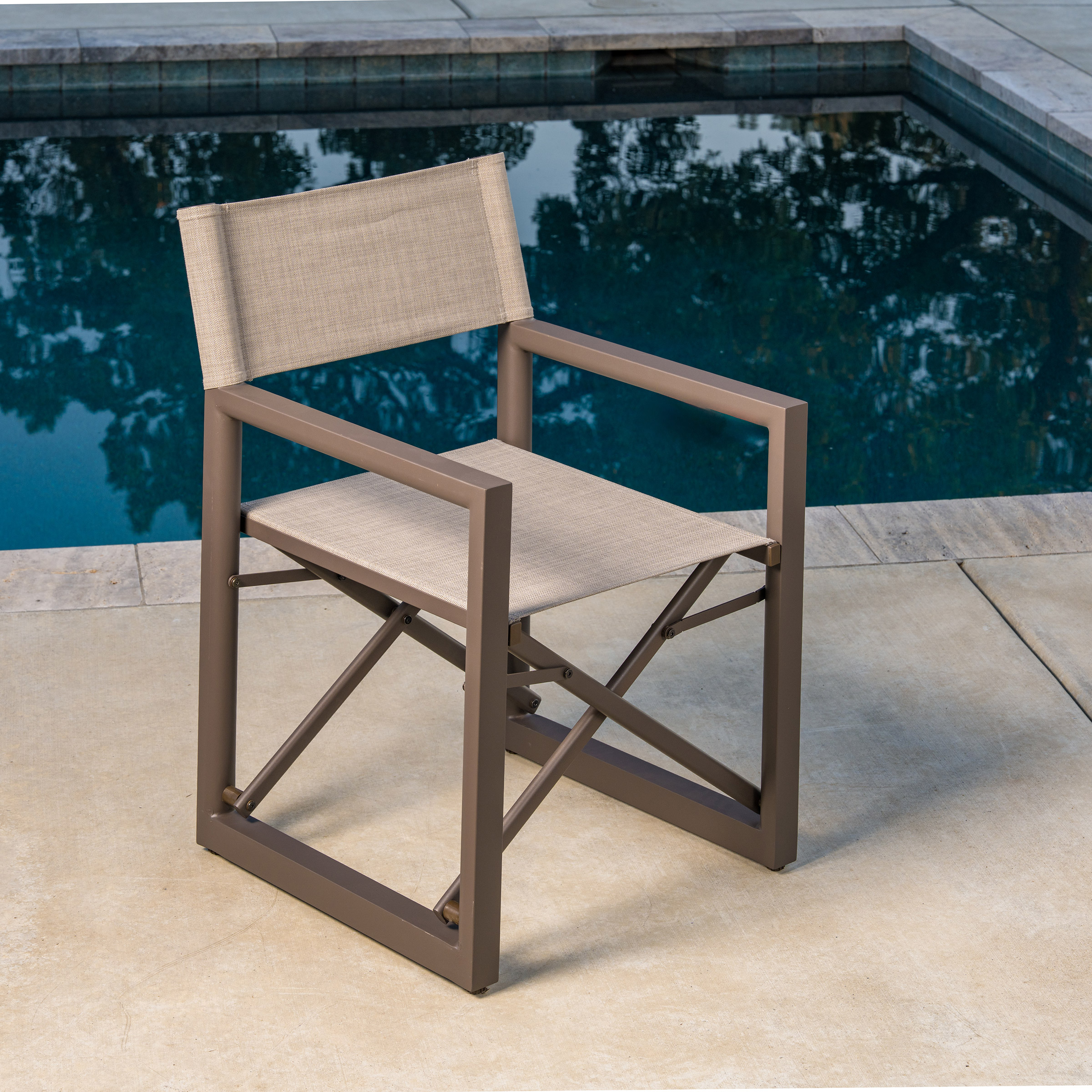 SunVilla Anchor 9-piece Outdoor Patio Dining Set with Folding Chairs