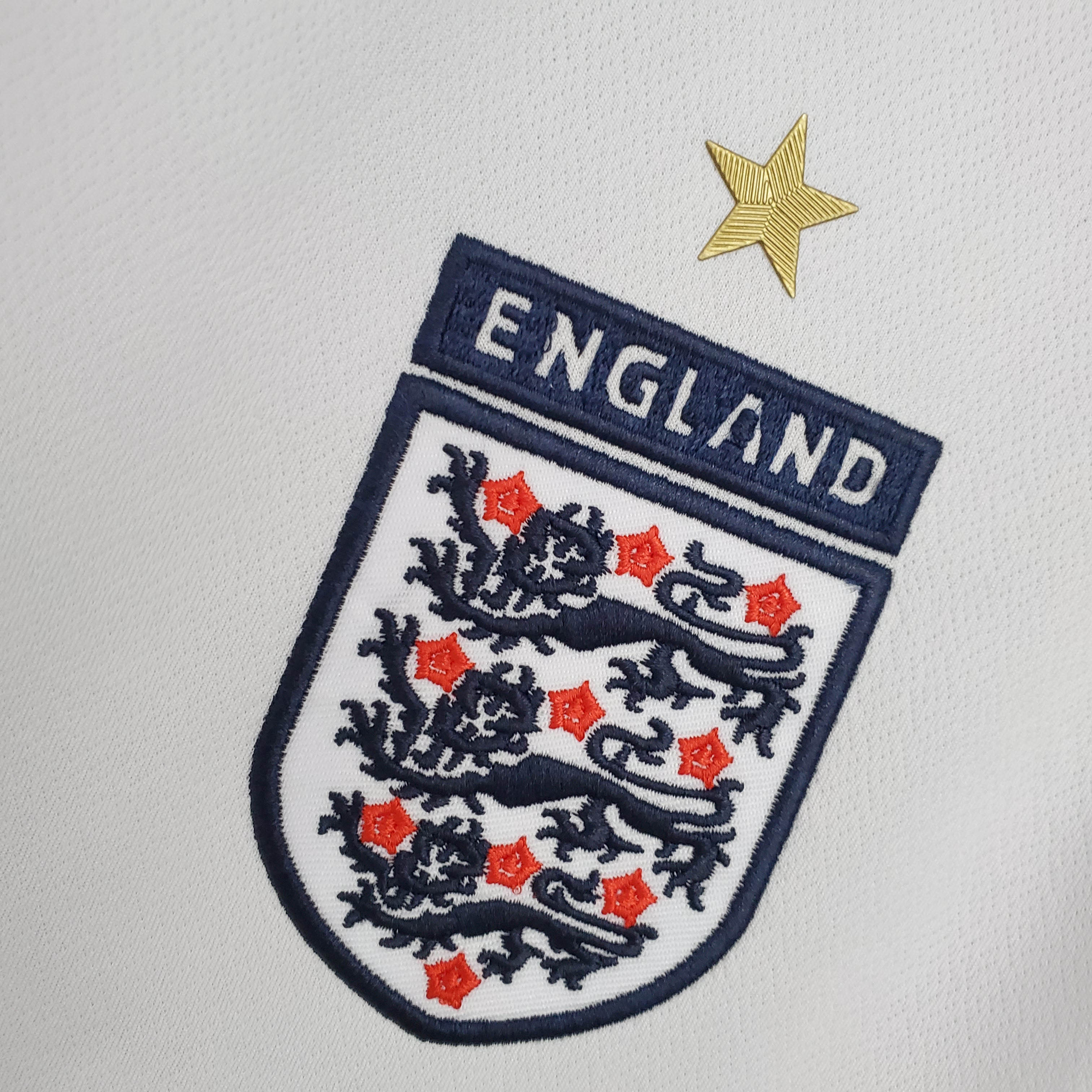2006 England Home Retro Jersey 1:1 Thai Quality - Fans Edition