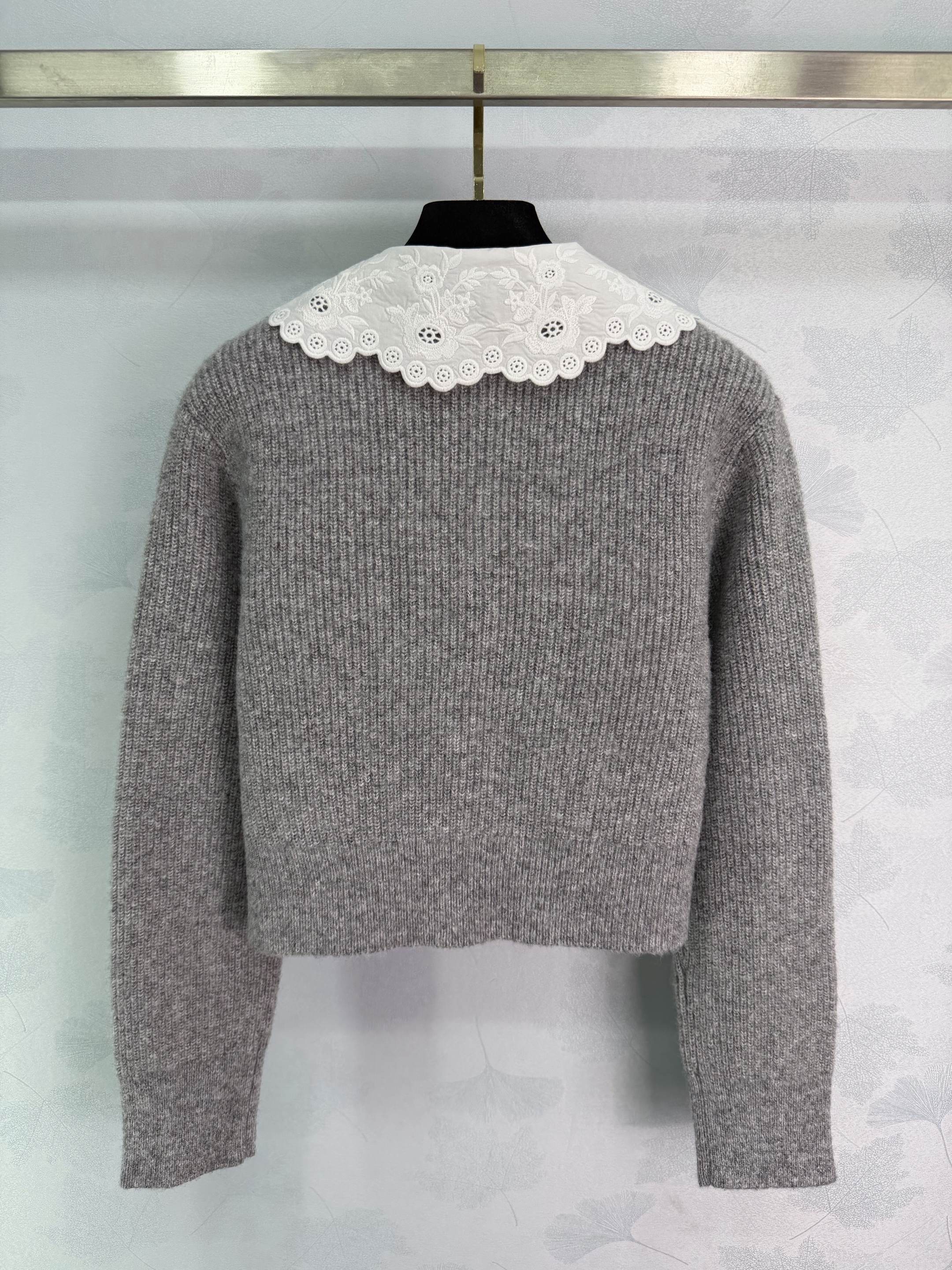 New light gray knitwear for early spring