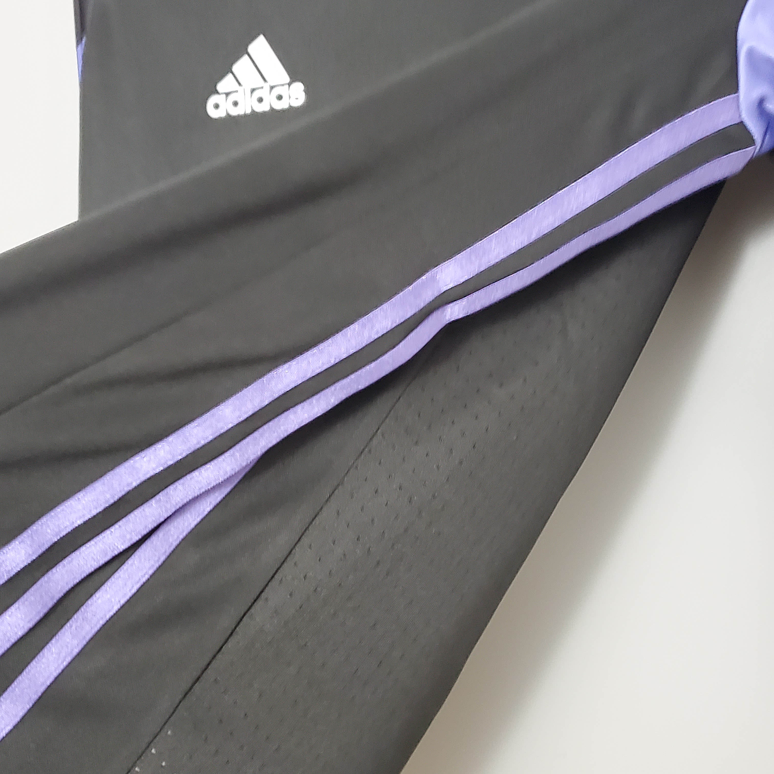 2016/2017 Retro Long Sleeve Real Madrid Third Away - Fans Edition