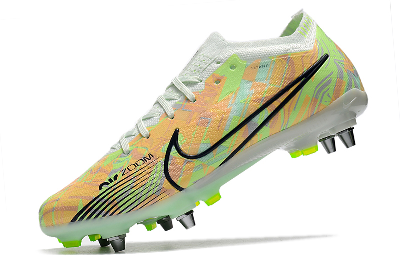 SG nail Assassin 15th generation low-top waterproof knitted SG football shoes