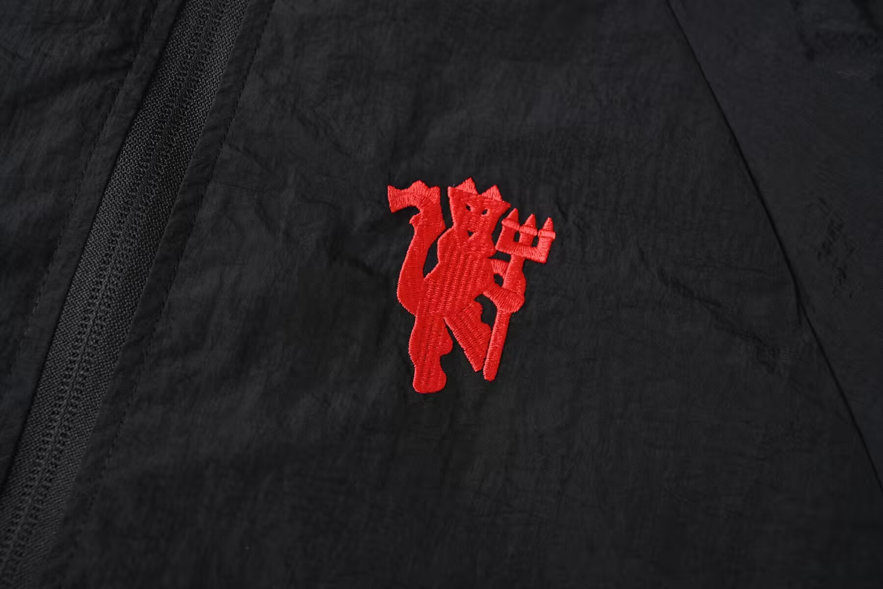 Manchester United retro windbreaker
