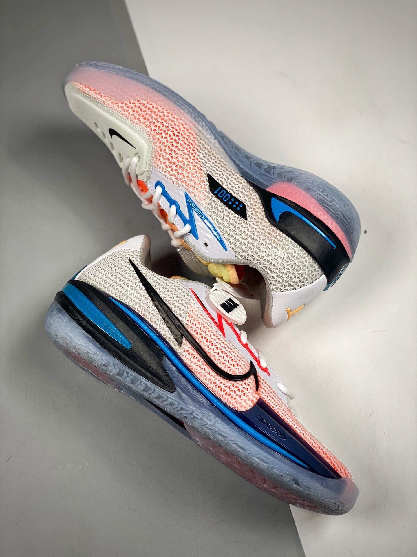 GT CUT White Black Laser Blue